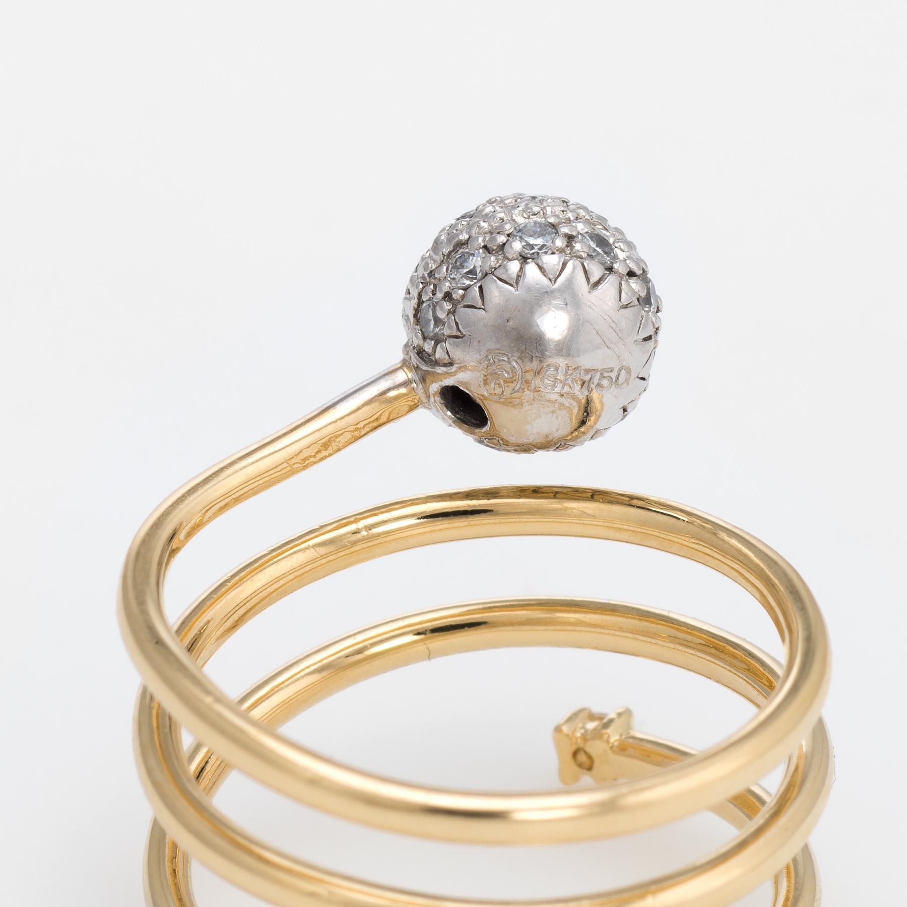 Bague orbe vintage en or 18 carats avec pavé de diamants et anneau enroulé Estate Spring Jewelry en vente 2