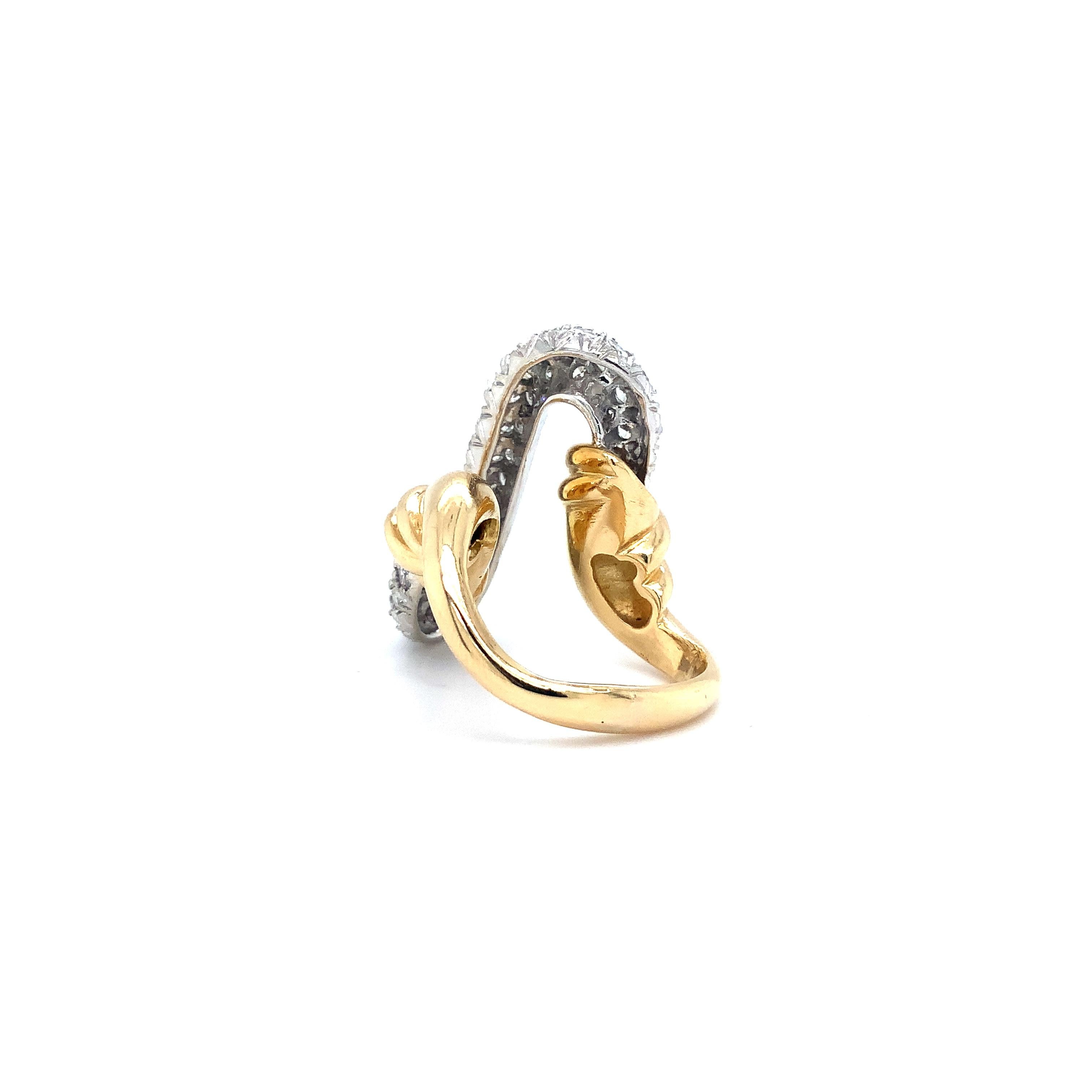 Bague vintage en or jaune et blanc 18 carats avec diamants pavés Pour femmes en vente