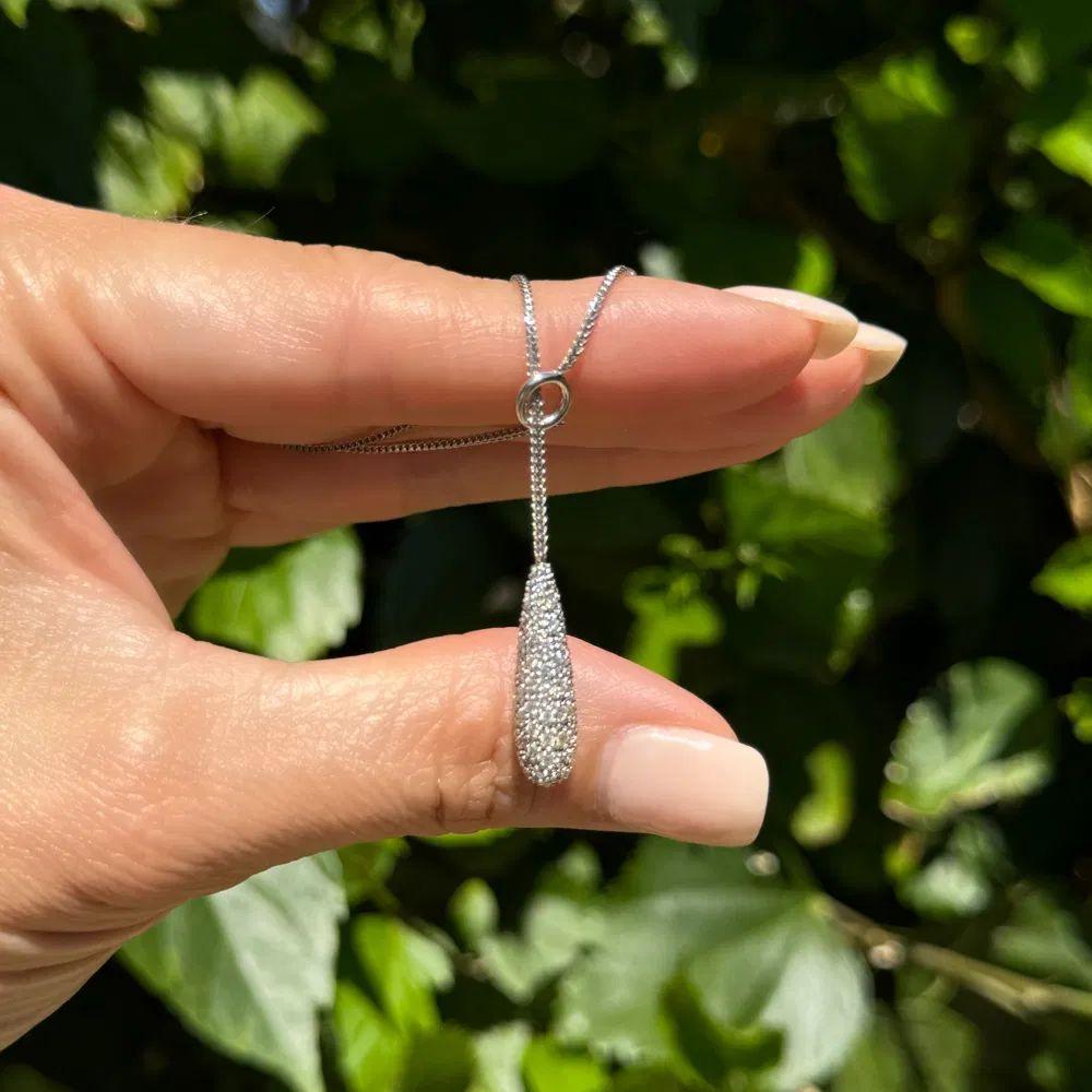 Modernista Vintage By Pave Diamond Tear Drop Slide Lariat - Collana con ciondolo in oro in vendita