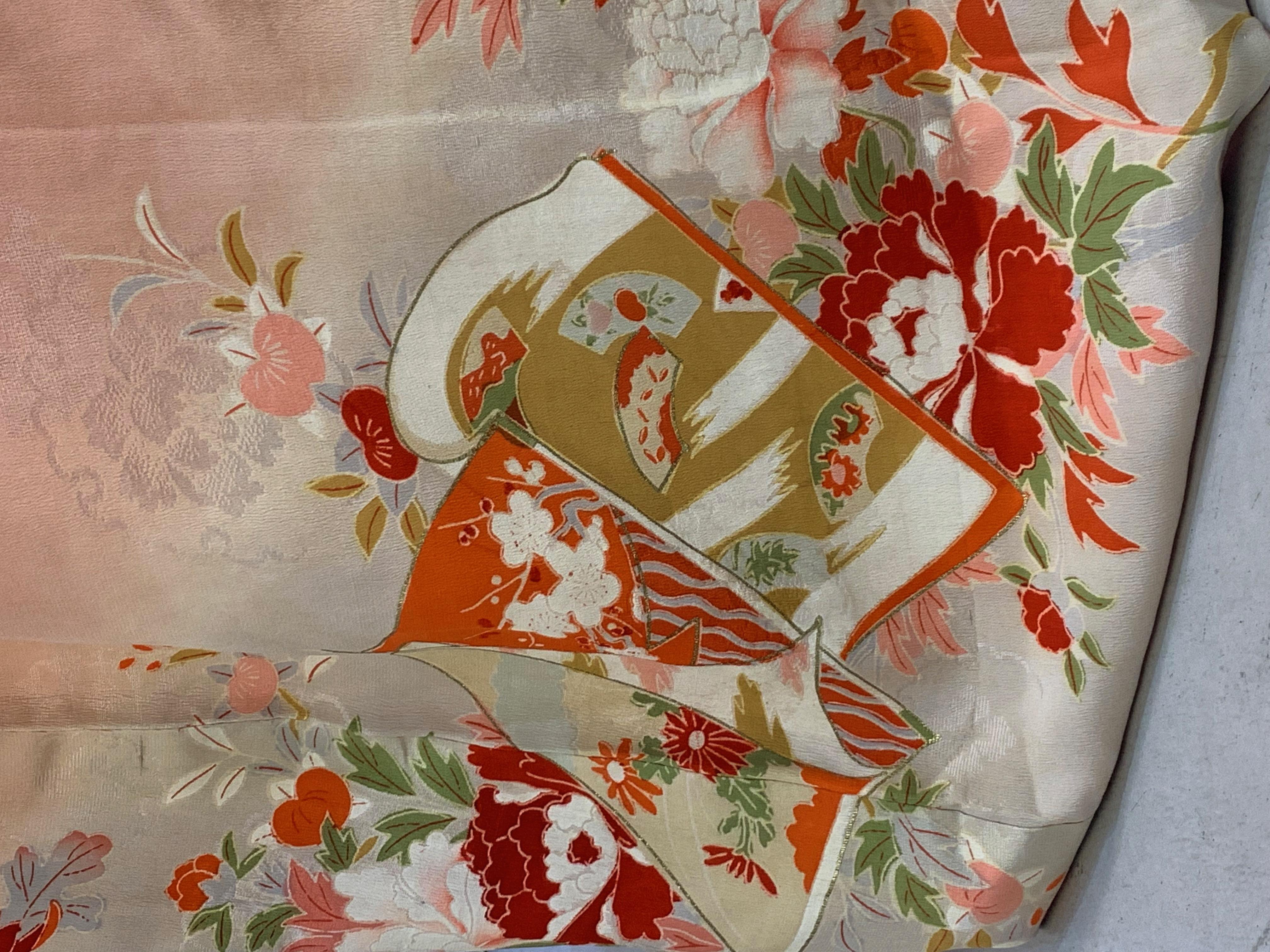 Kimono vintage pêche à motifs floraux 2