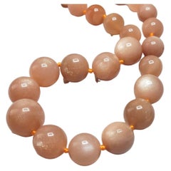 Vintage Peach Moonstone Necklace