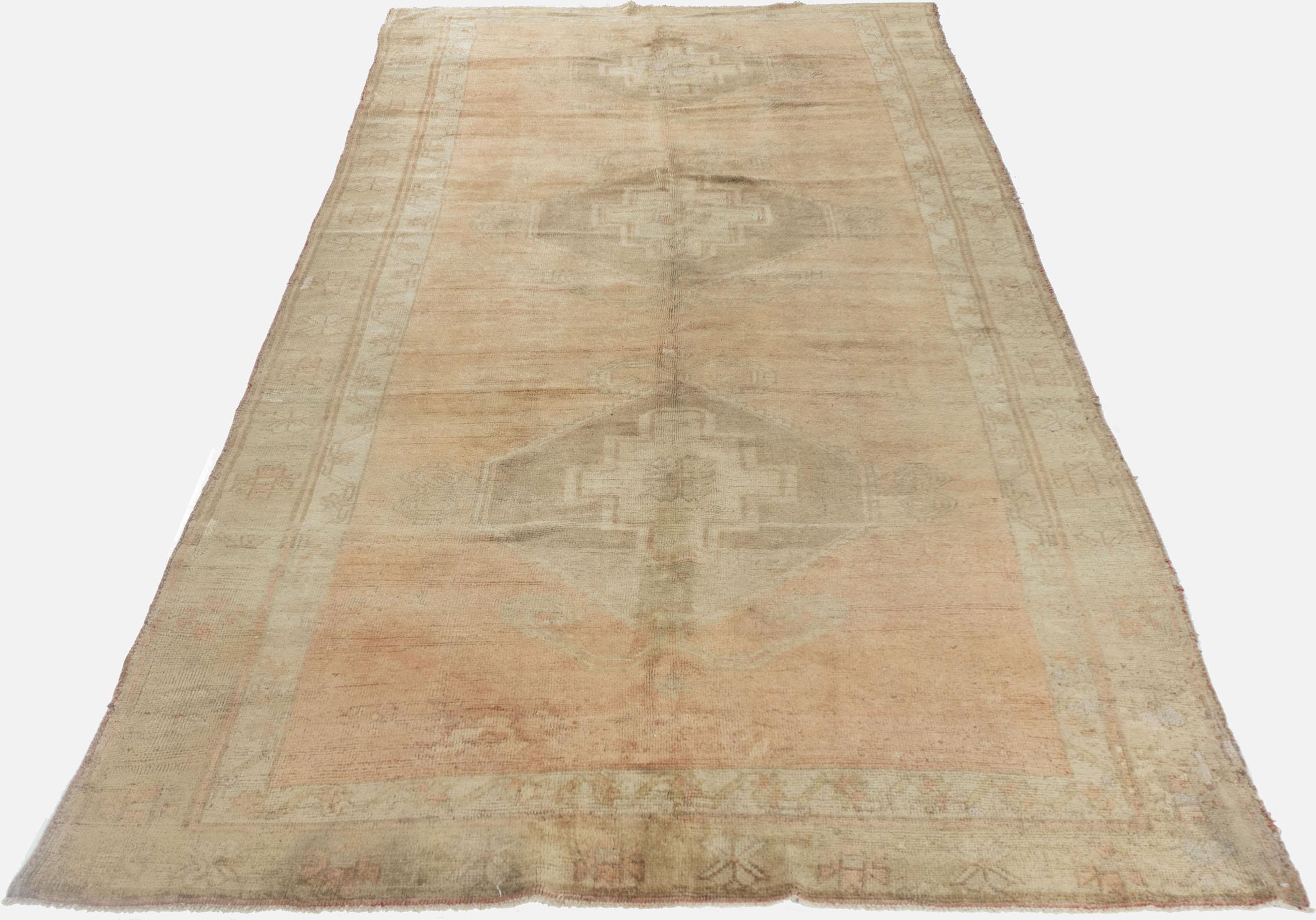 XX secolo Vintage Peach Turkish Oushak Rug Kelleh 5'1 X 11'4 in vendita