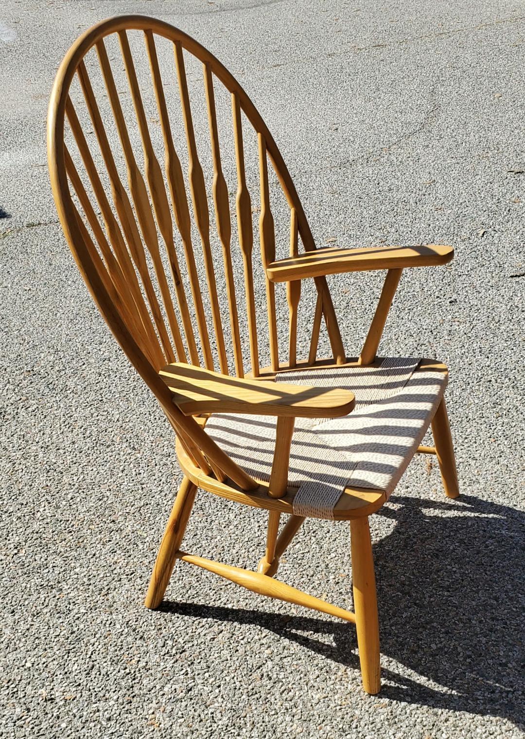 Vintage PEACOCK CHAIR Oak Wood With Cord Seating Mid Century Modern  In Good Condition For Sale In Monrovia, CA