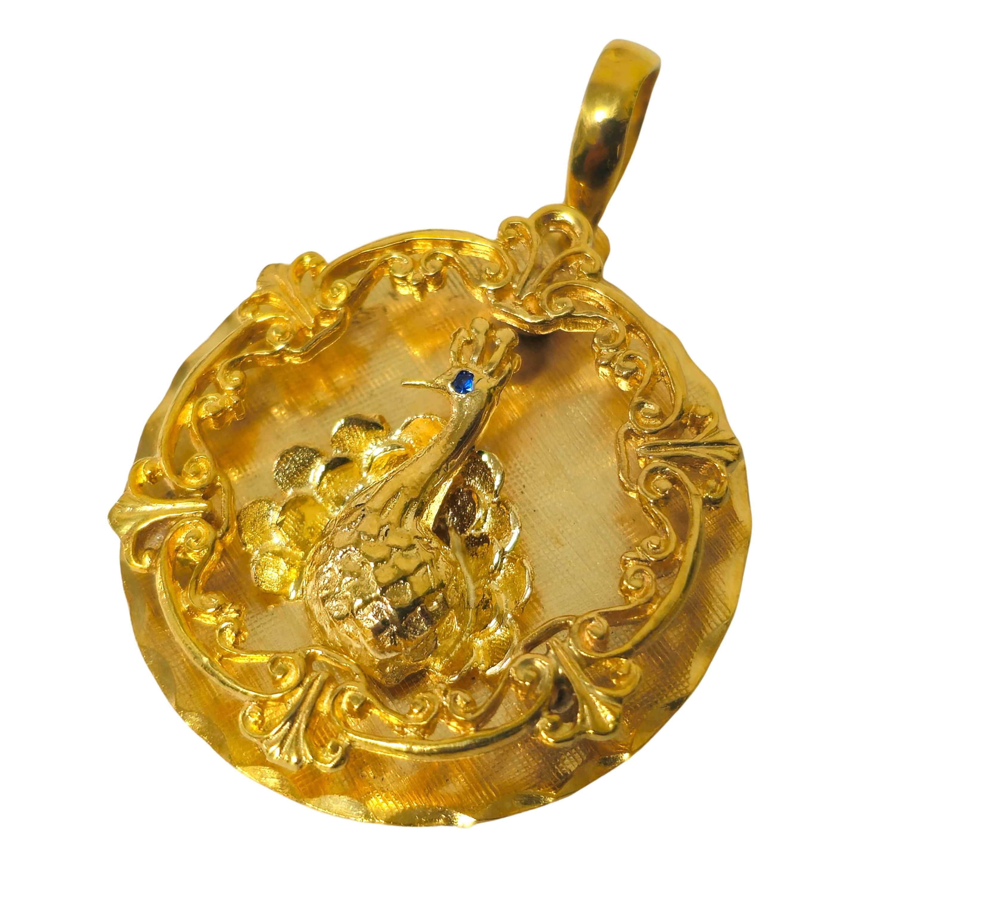 Round Cut Vintage Peacock Motif Pendant with Blue Sapphire in 14k Gold For Sale