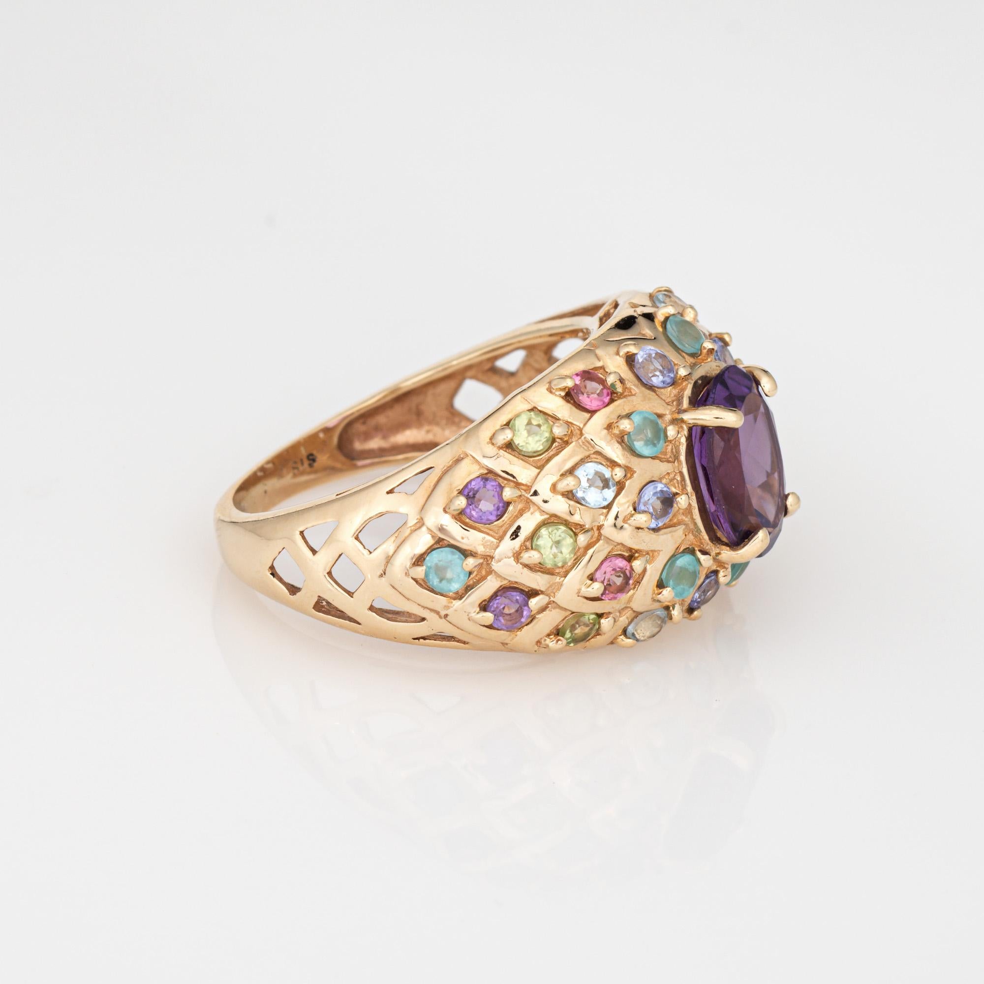 Anillo de pavo real de la vendimia Sz 7.5 Banda de piedras preciosas del arco iris 14k Joyería de oro amarillo Moderno en venta