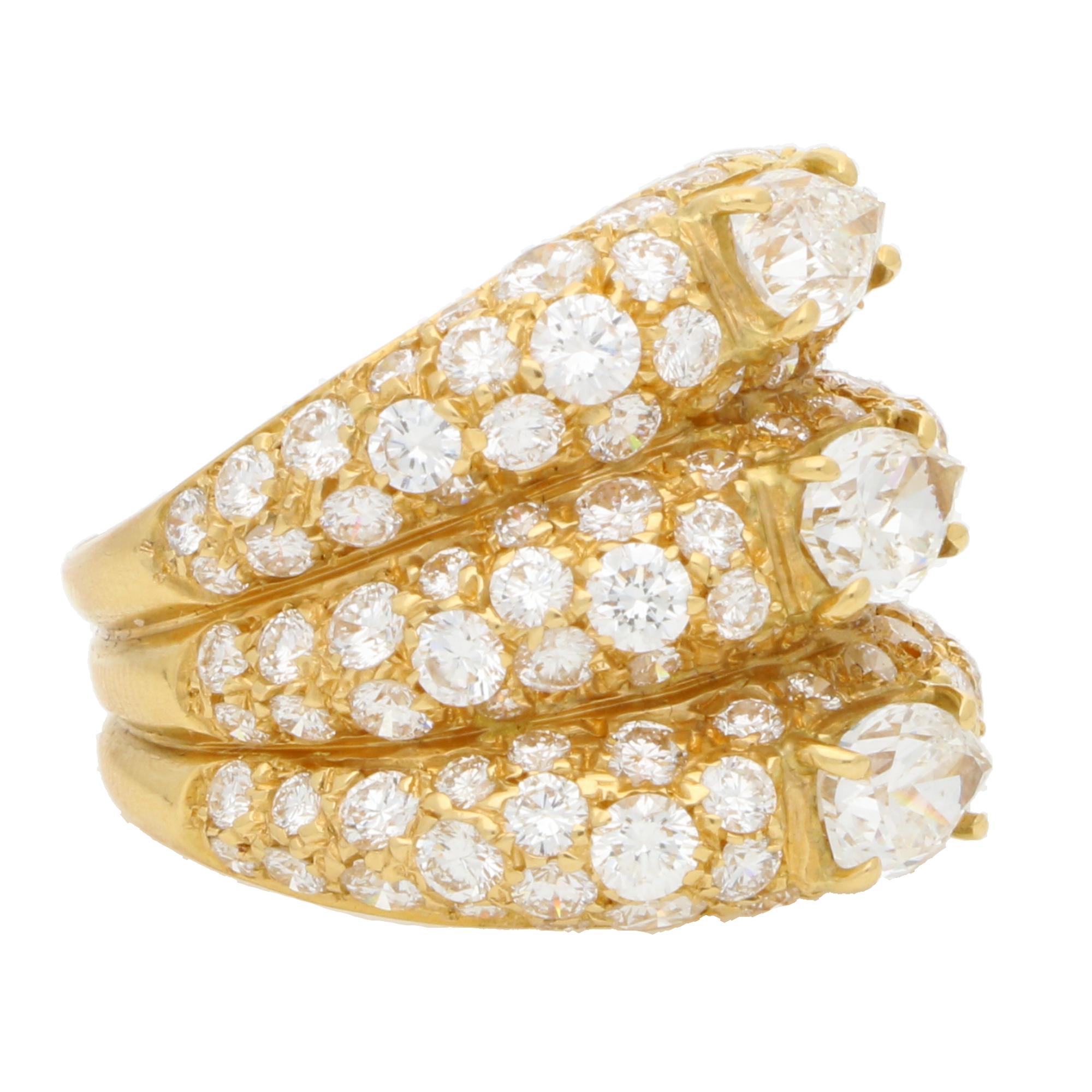 Vintage Pear Cut Diamond Stacked Cocktail Ring in 18k Yellow Gold In Excellent Condition For Sale In London, GB