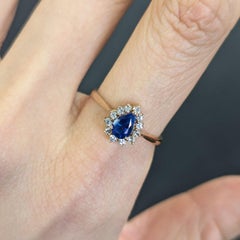 Vintage Pear Cut Natural Blue Sapphire & Diamond Halo 18ct Gold Ring M.5 / 6.5
