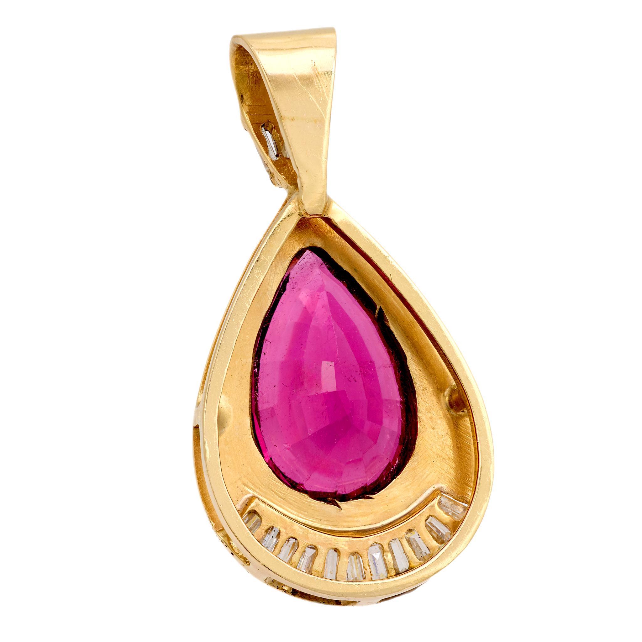 Vintage pear cut pink tourmaline diamond 14k yellow gold pendant In Good Condition For Sale In Beverly Hills, CA