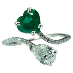 Vintage Pear Diamond Emerald Heart 14K White Gold Toi et Moi Bypass Ring
