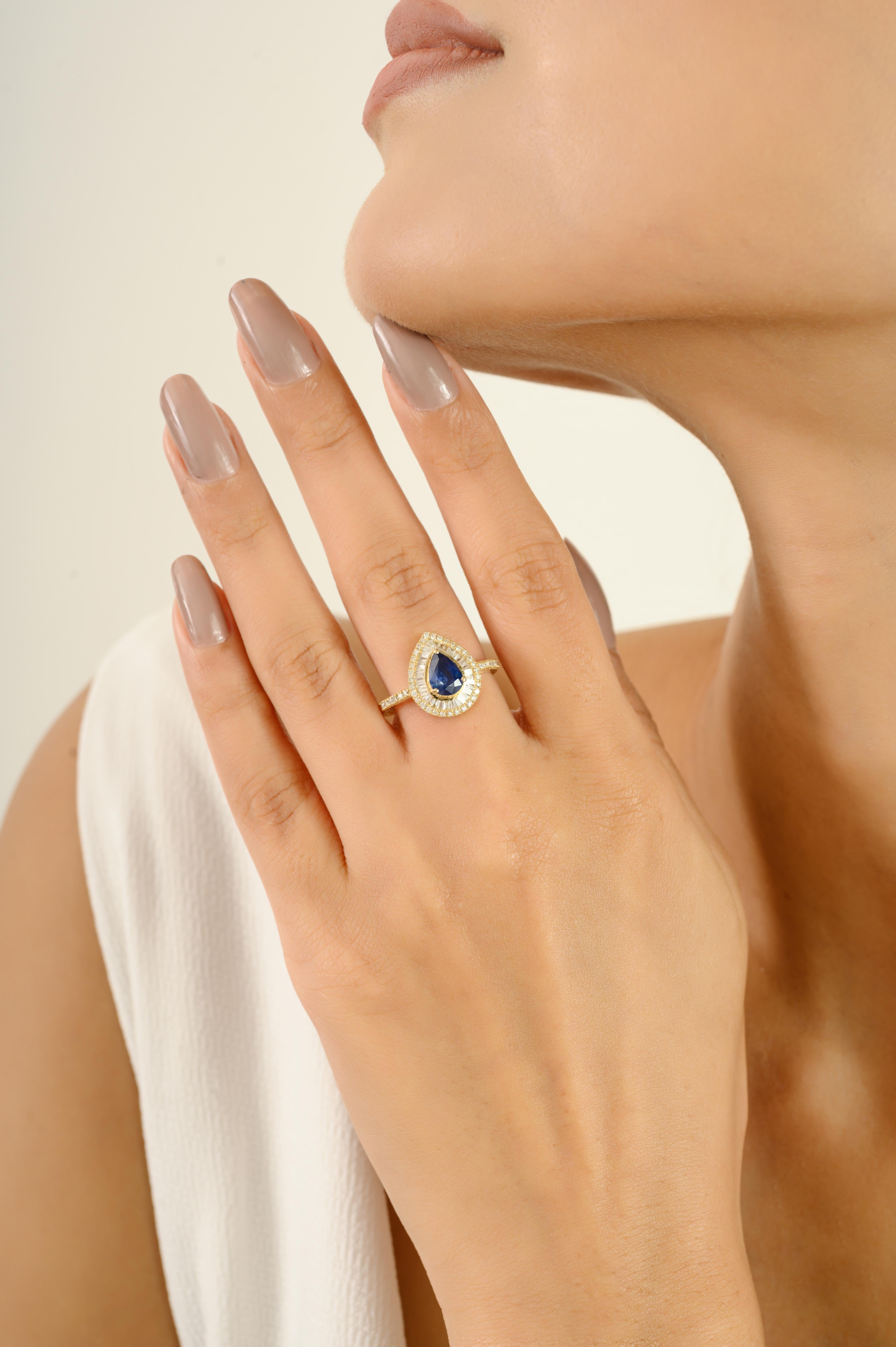 En vente :  Bague de fiançailles Vintage en or jaune 14k avec double halo de saphirs et de diamants en poire 2