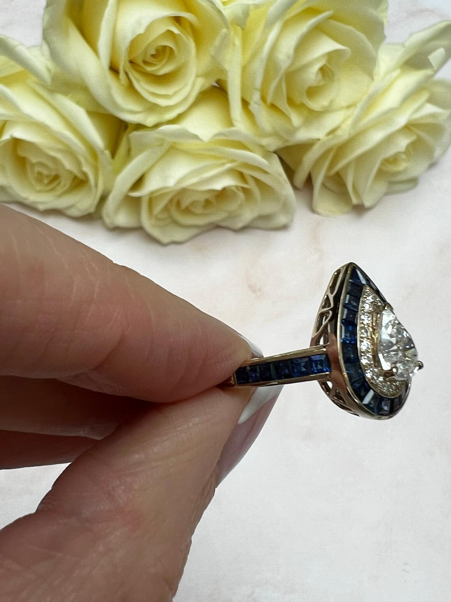 Vintage Pear Shaped Diamond and Sapphire Ring For Sale 2