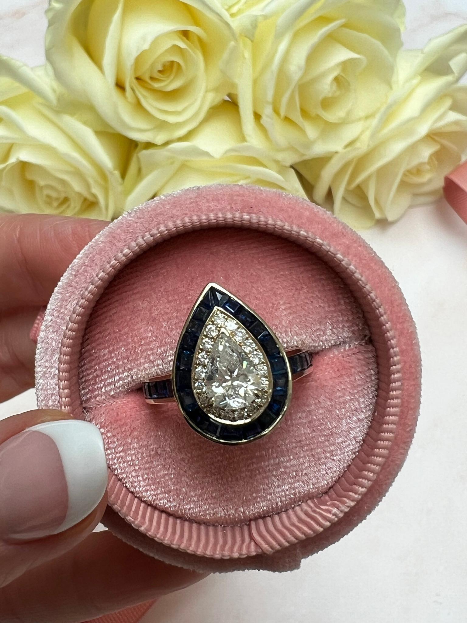Vintage Pear Shaped Diamond and Sapphire Ring For Sale 3