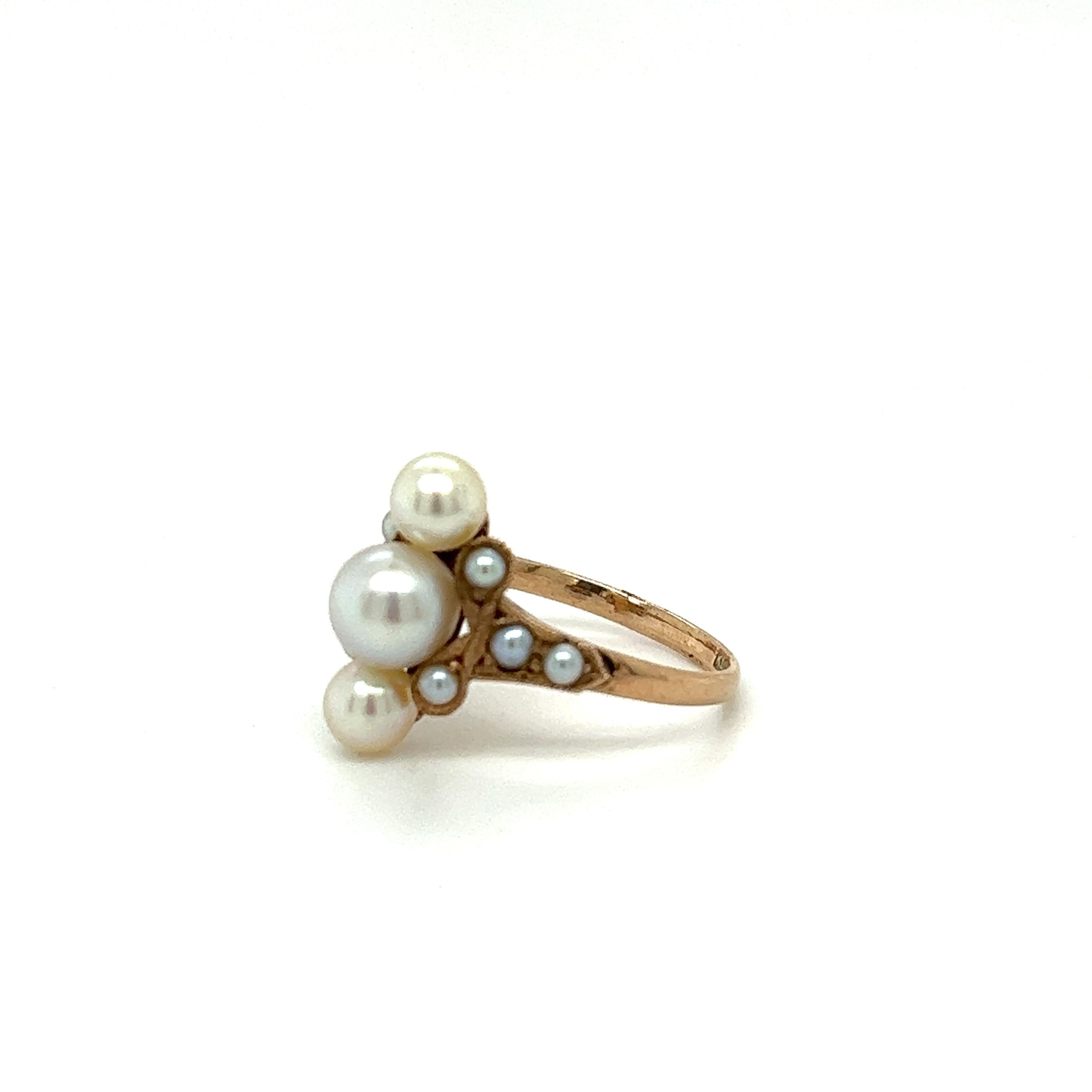 Ring Size: 6.5
Metal Type: 10k Rose Gold [Hallmarked, and Tested]
Weight: 2.7 grams
Center Pearl Diameter: 6.2mm
Finger to Top of Stone Measurement: 7.3mm
Condition: Excellent