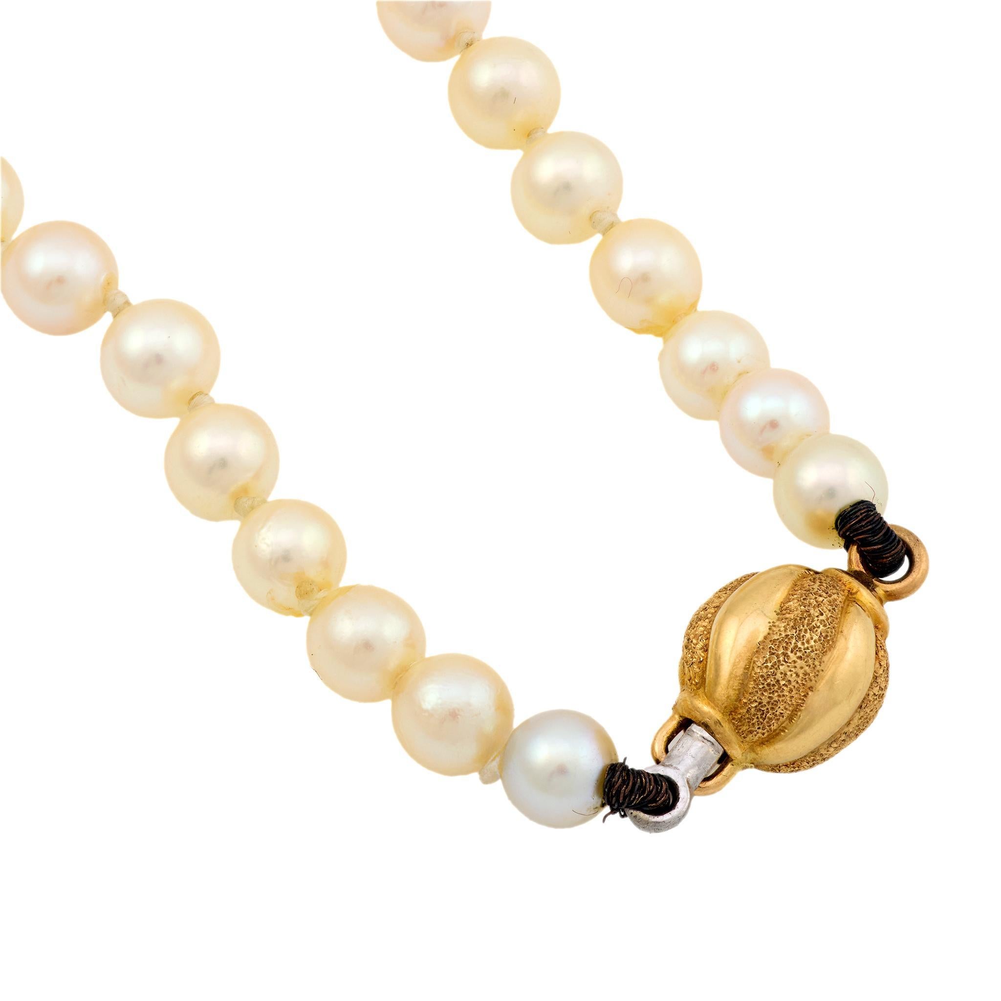 Moderne Collier ras de cou vintage en or jaune 18k et perles en vente