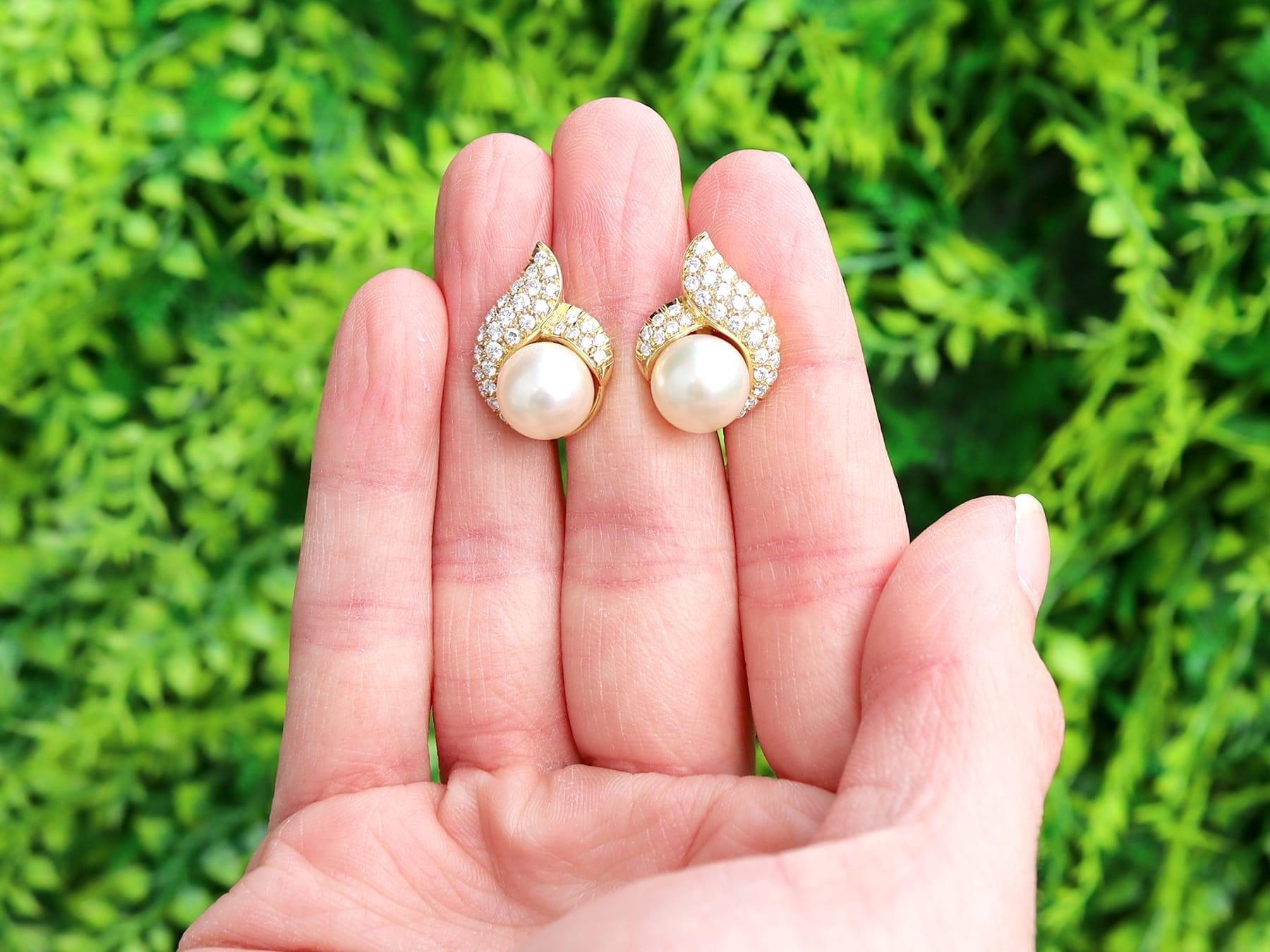 Vintage Pearl and 0.81 Carat Diamond Cluster Earrings in 18k Yellow Gold For Sale 11