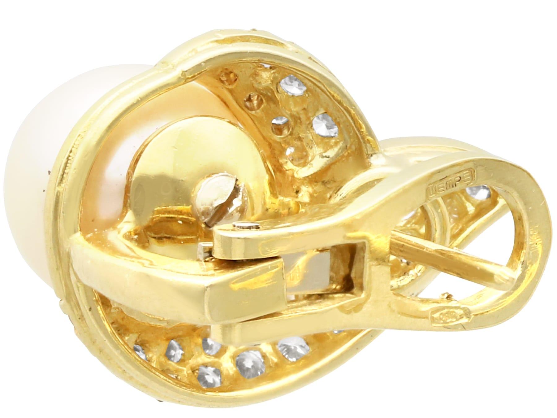 Women's or Men's Vintage Pearl and 0.81 Carat Diamond Cluster Earrings in 18k Yellow Gold For Sale