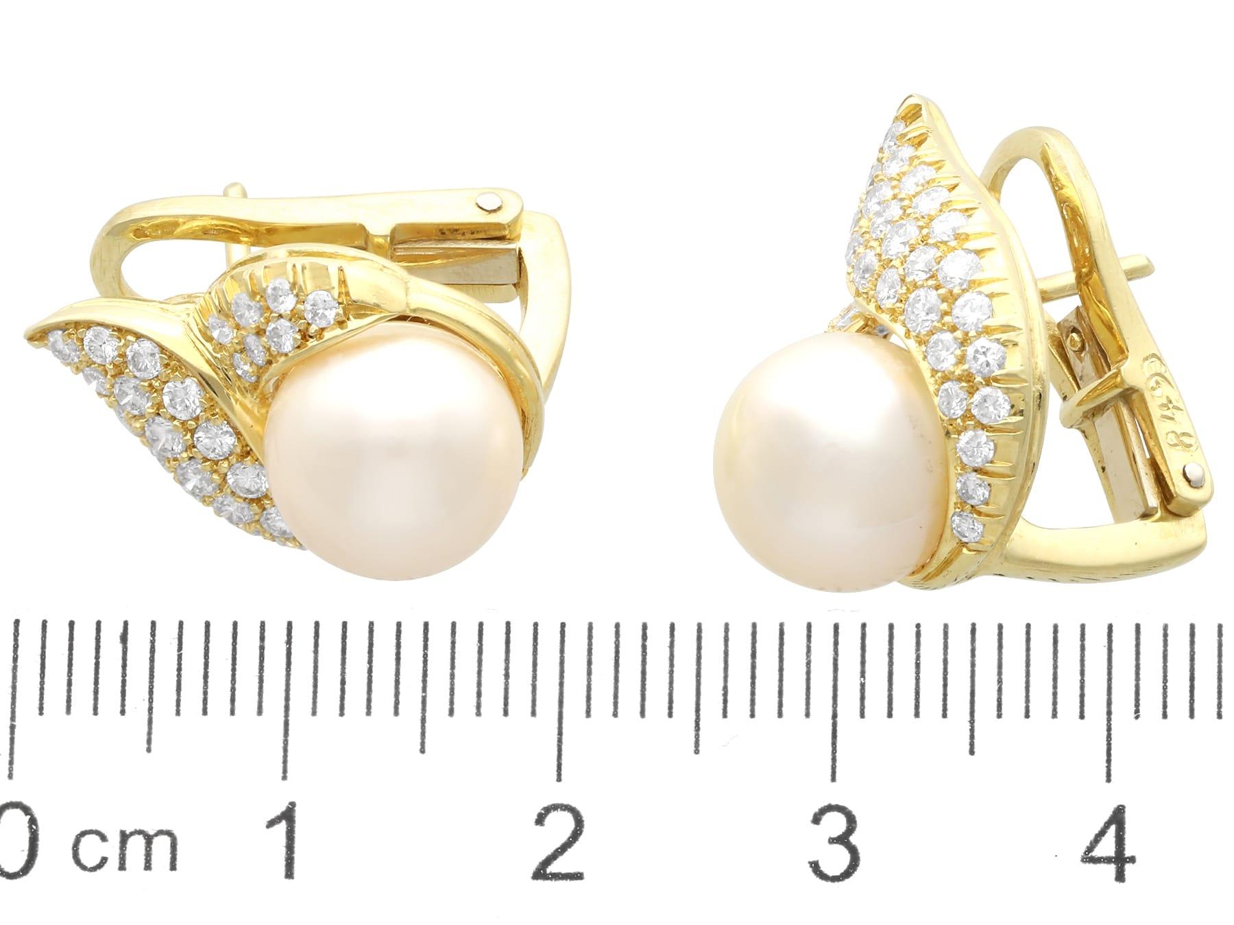 Vintage Pearl and 0.81 Carat Diamond Cluster Earrings in 18k Yellow Gold For Sale 2