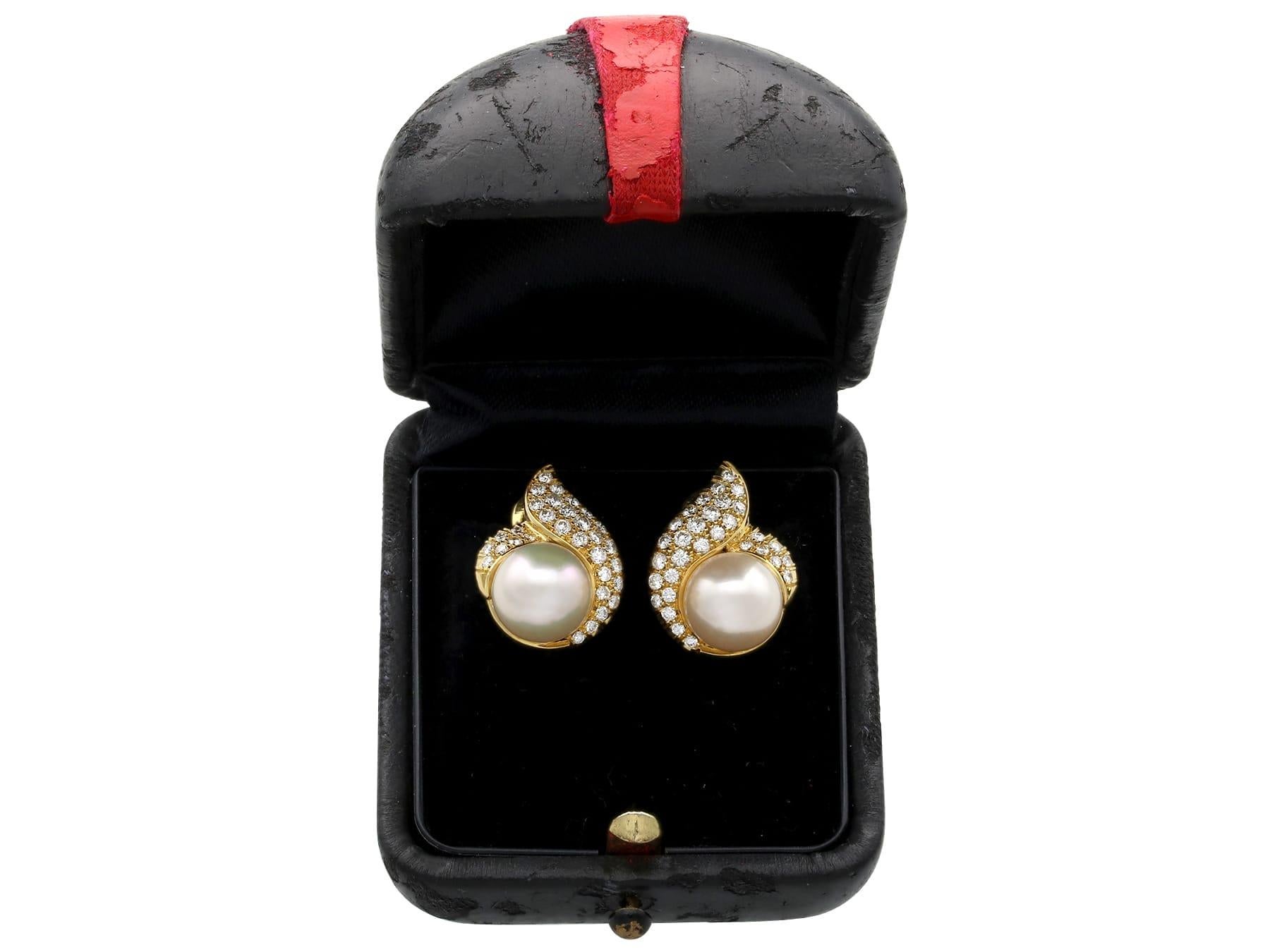 Vintage Pearl and 0.81 Carat Diamond Cluster Earrings in 18k Yellow Gold For Sale 4