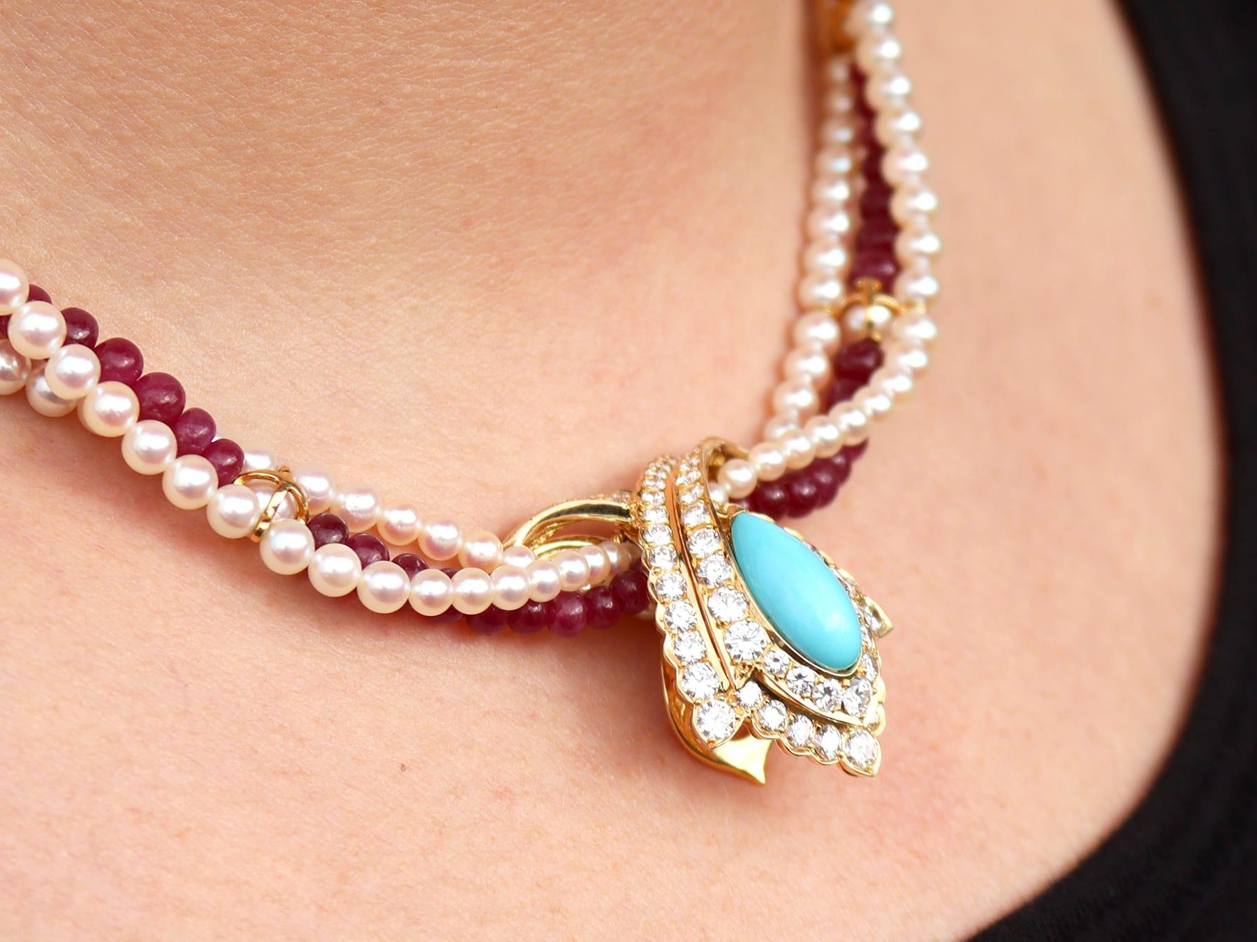 Collier à fermoir vintage en perles et rubis de 23 carats, turquoises et diamants en vente 6