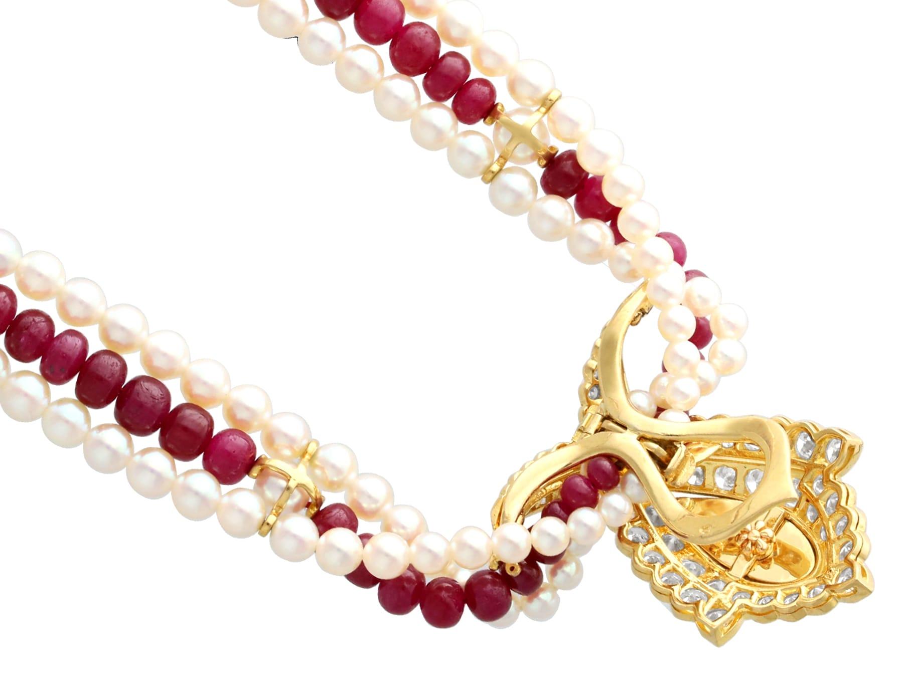 Halskette mit Verschluss aus Perle und 23 Karat Rubin mit Türkis und Diamanten für Damen oder Herren im Angebot