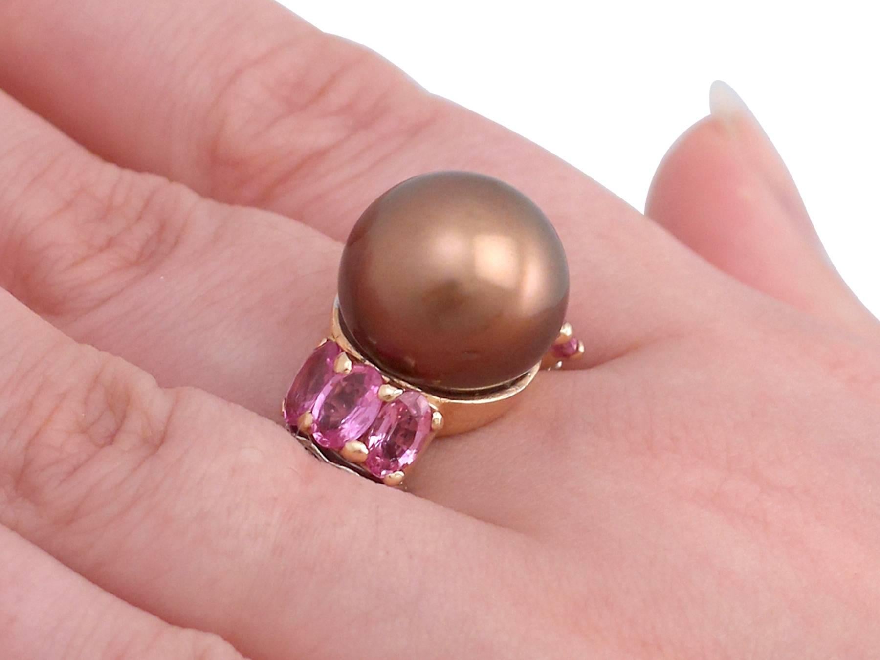 Chocolate Pearl and 2.95 Carat Pink Sapphire and Diamond, Gold Cocktail Ring For Sale 3