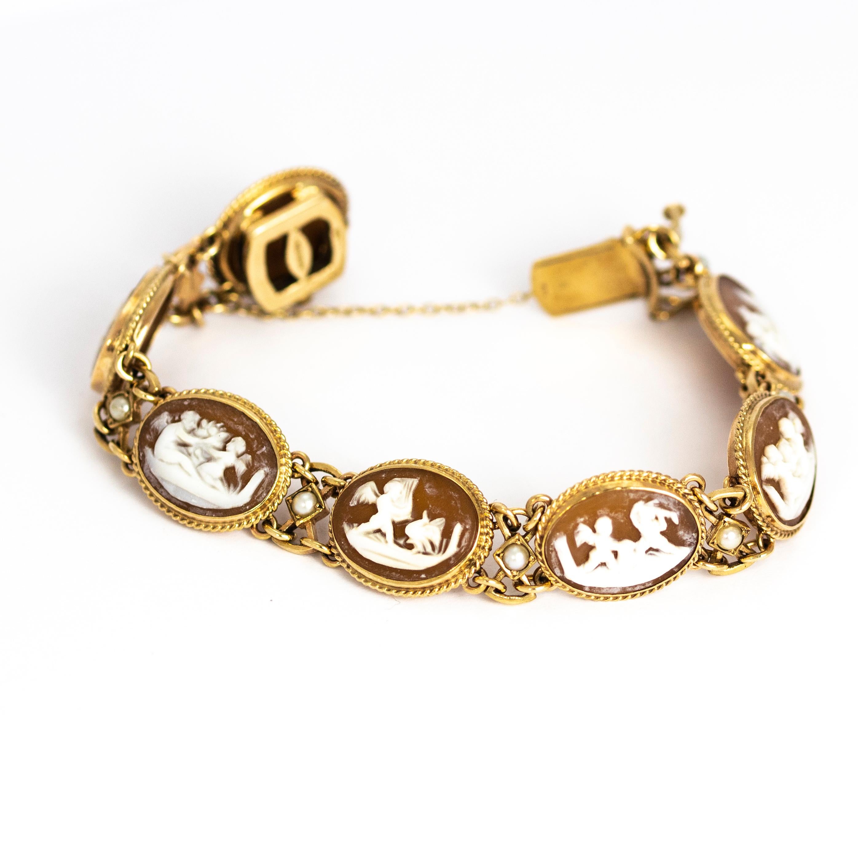 Women's or Men's Vintage Pearl and 9 Carat Gold Cameo Bracelet