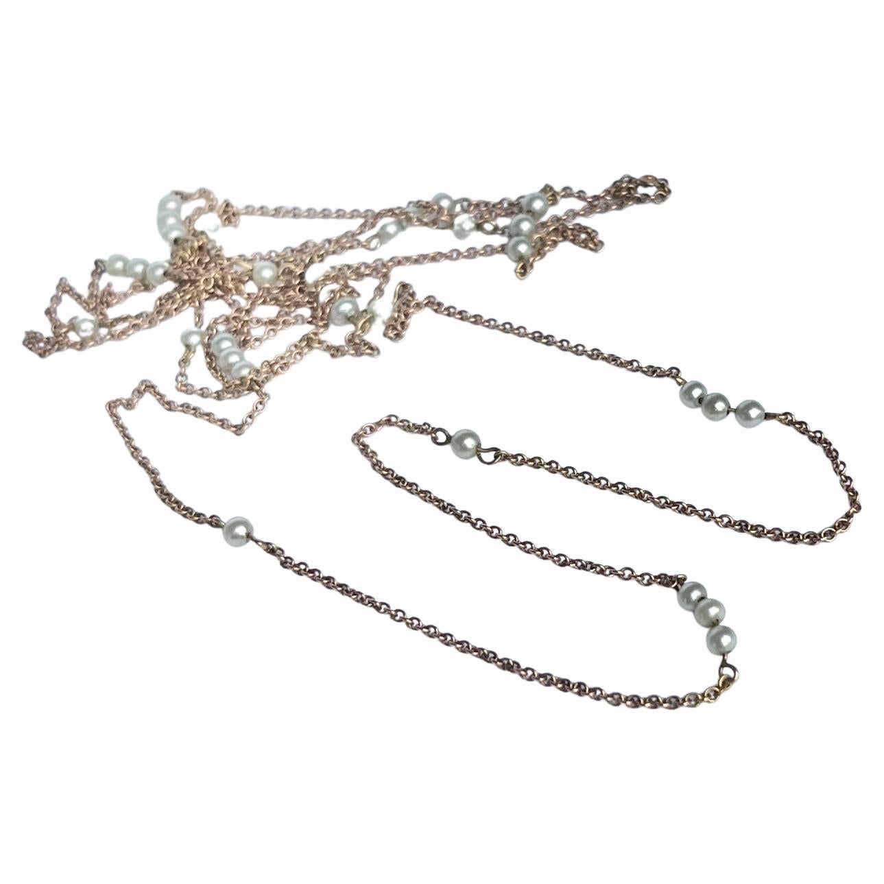 Collier vintage en perles et or 9 carats  en vente