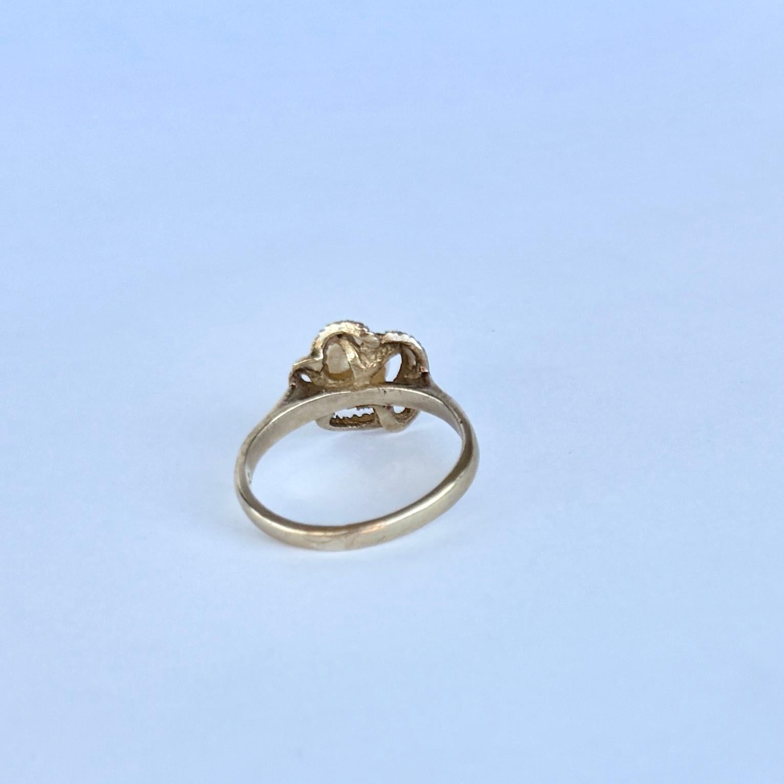 Women's Vintage Pearl and 9 Carat Gold Ring For Sale