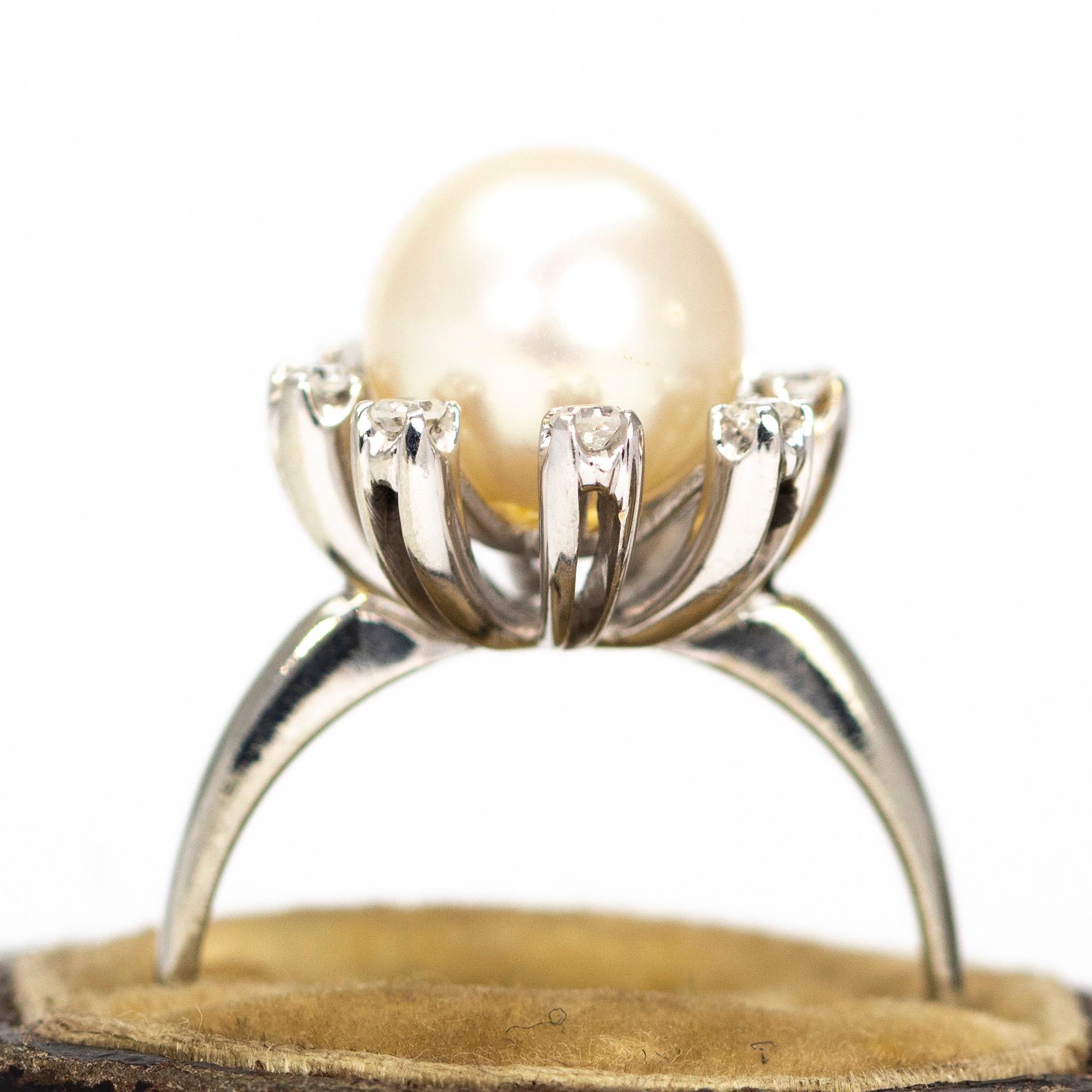 Women's or Men's Vintage Pearl and Diamond 14 Carat White Gold Custer Ring