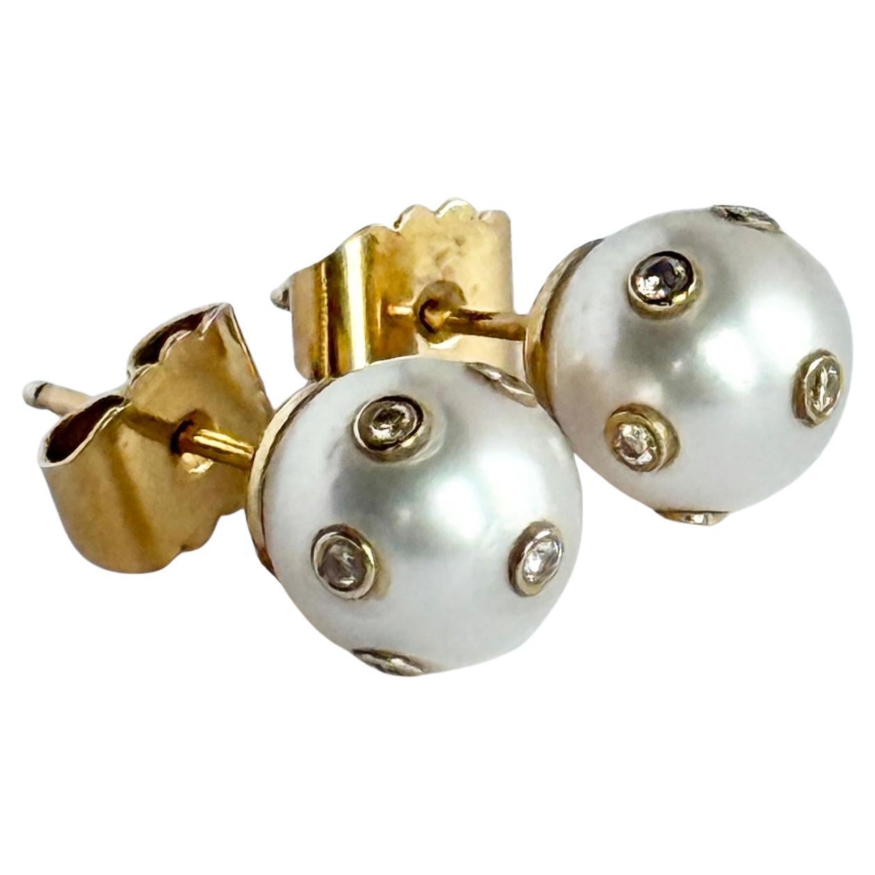 Pendientes vintage de perlas y diamantes de oro de 18 quilates en venta