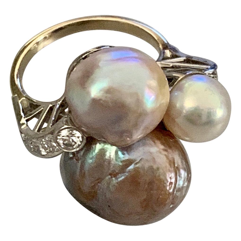 Vintage Pearl and Diamond 18 Karat Yellow Gold and Platinum Ring For Sale
