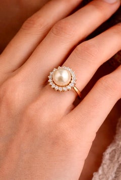 Anello a grappolo con perle e diamanti d'epoca, perla da 8 mm, oro 18 ct, Londra 1987