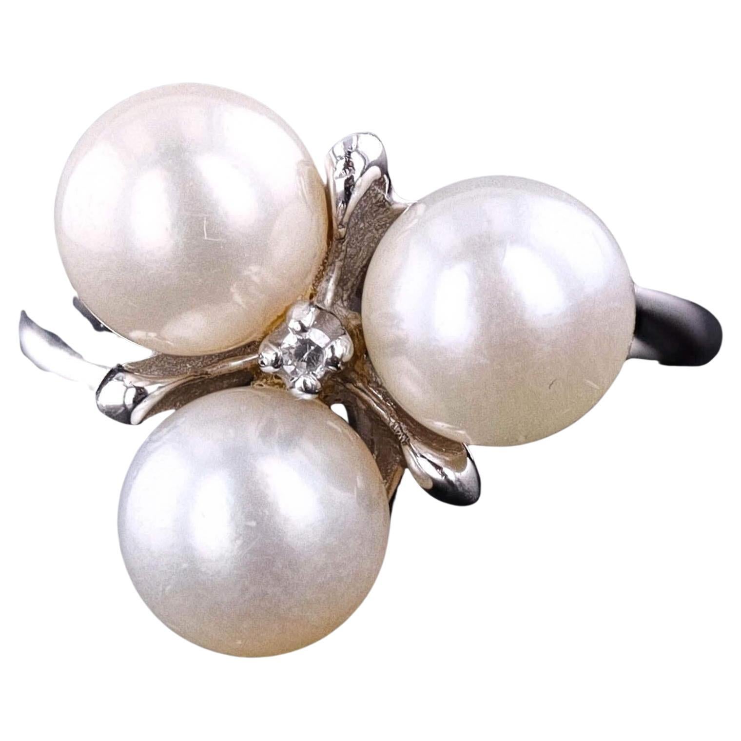 Vintage Pearl and Diamond Ring of 14k White Gold, Circa 1970