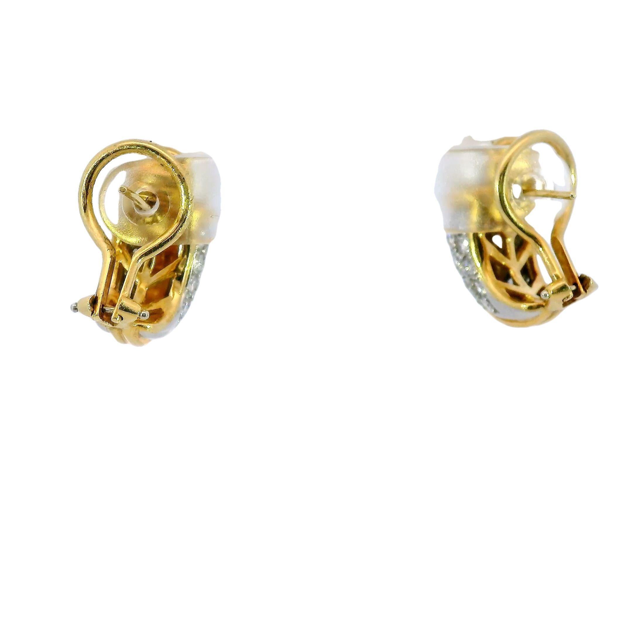 Round Cut Vintage Tulip Clip on Earrings Pearl and Diamond Made in 18 Karat and Platinum For Sale