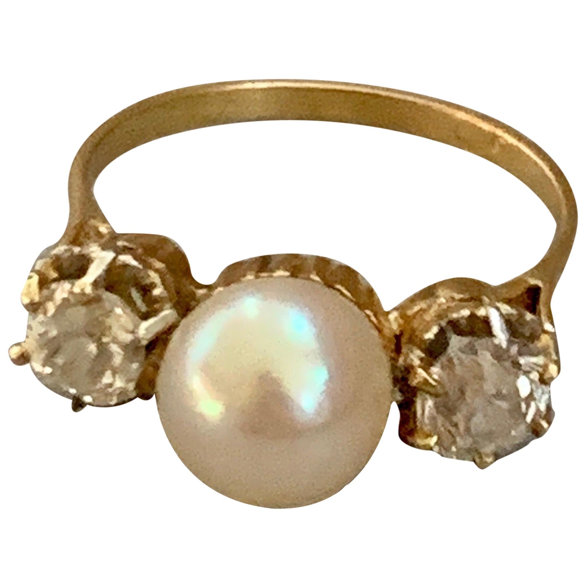 Vintage Pearl and Euro Cut Diamond 18 Karat Yellow Gold Ring - Size 6