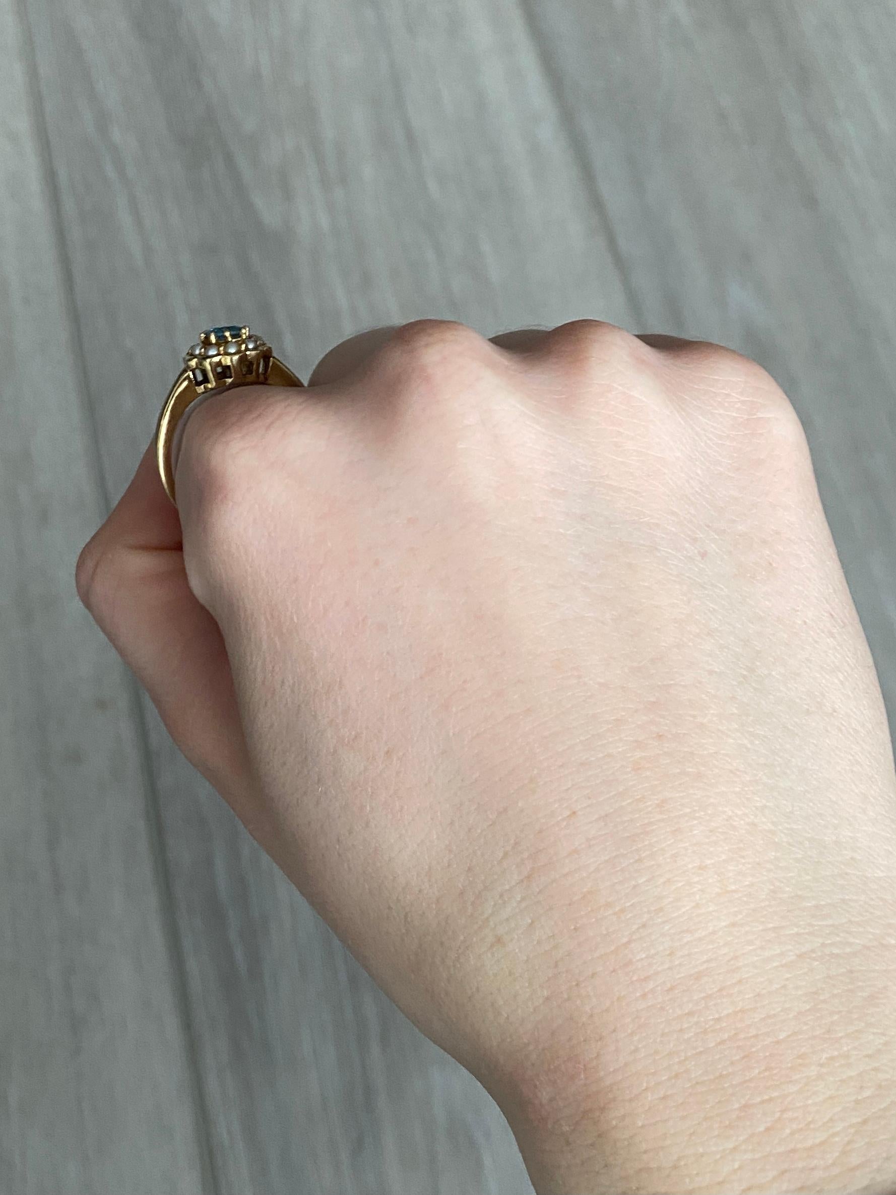 9 Karat Gold Cluster-Ring mit Perle und Topas für Damen oder Herren im Angebot