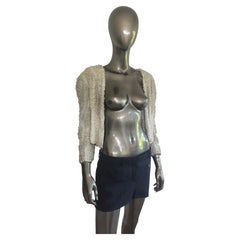 Veste de soirée courte en mélange de soie blanche, ornée de perles vintage et de perles