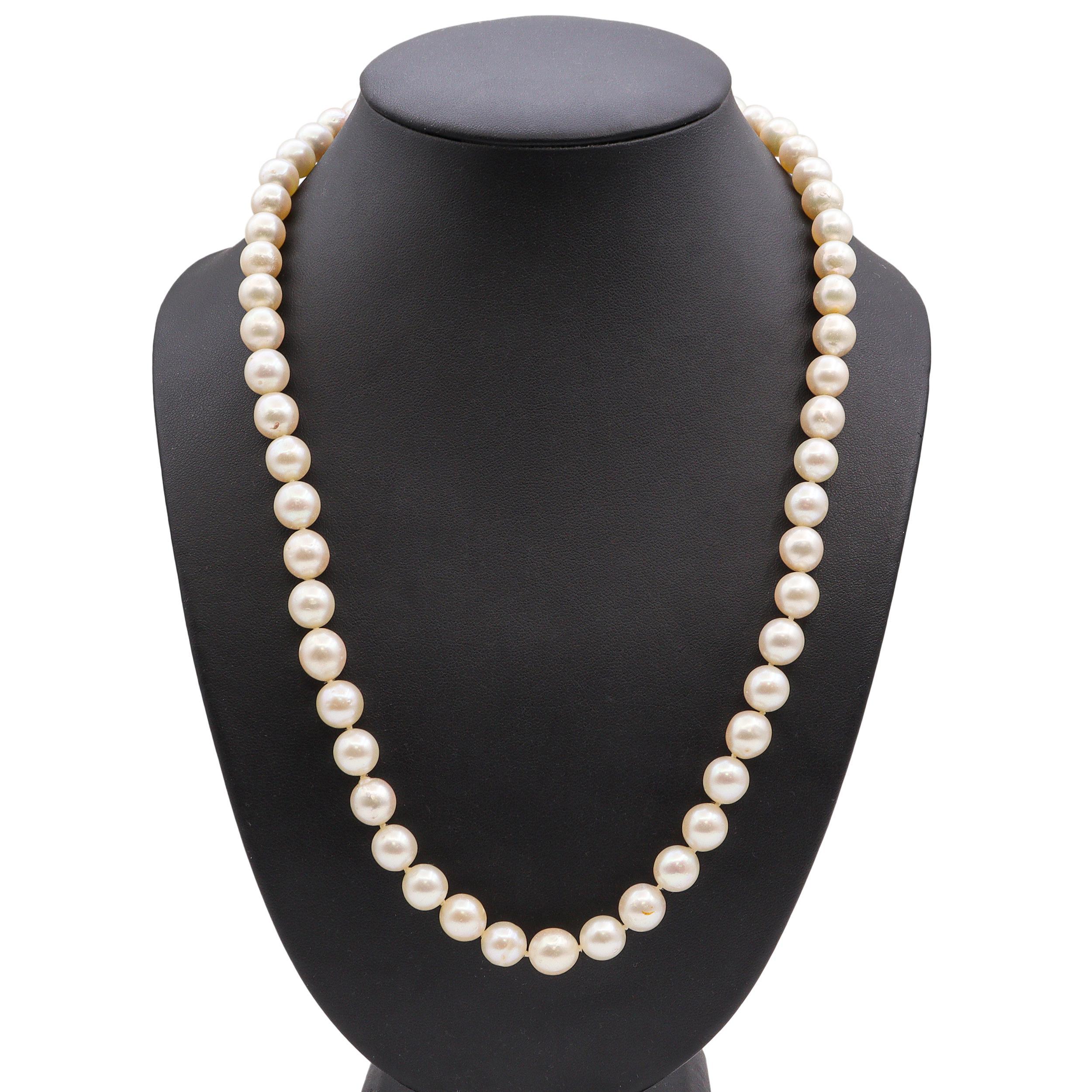 Perle Collier de perles vintage à brins en vente
