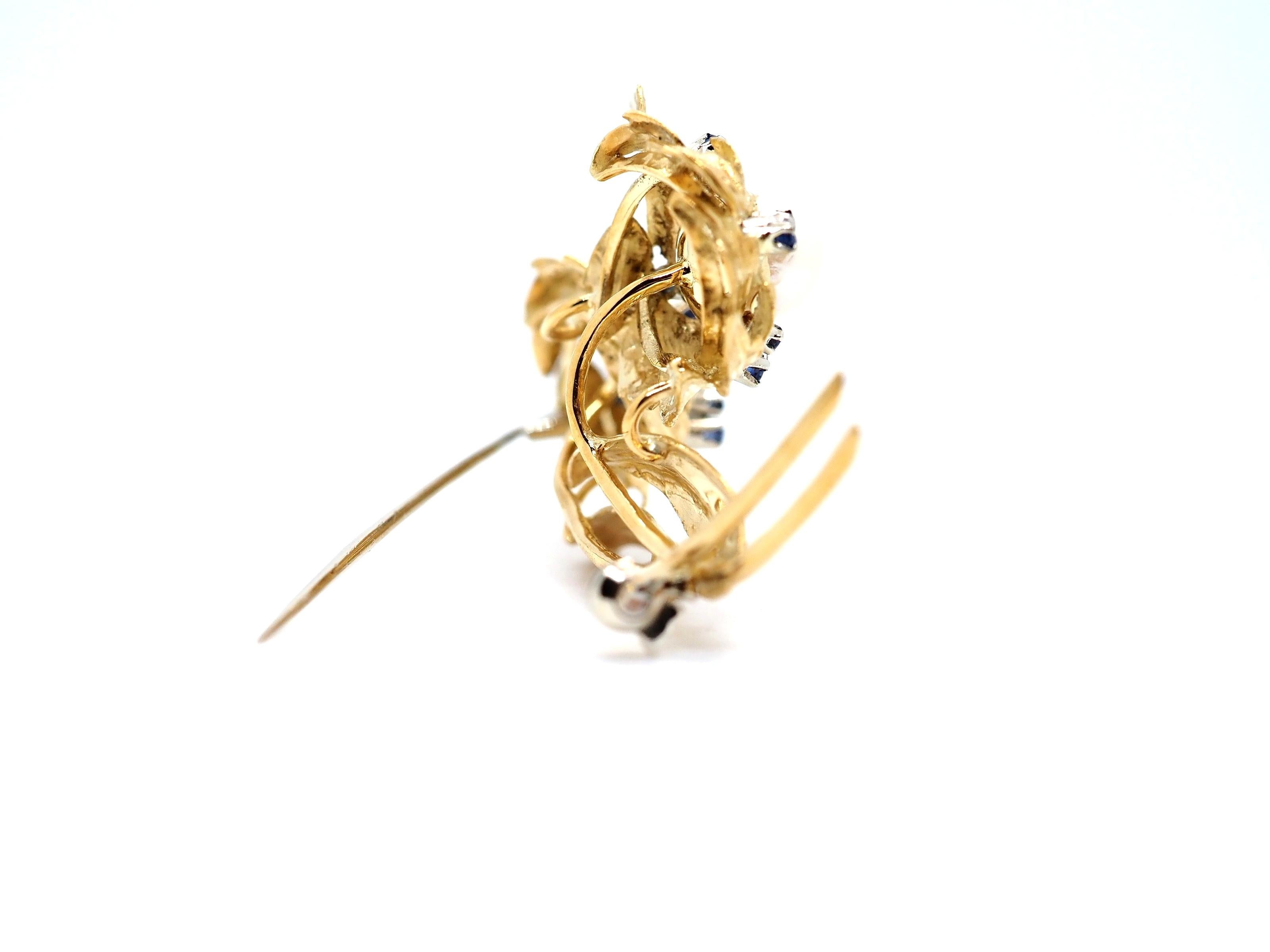 Women's Vintage Pearl Brooch 18k Yellow Gold For Sale