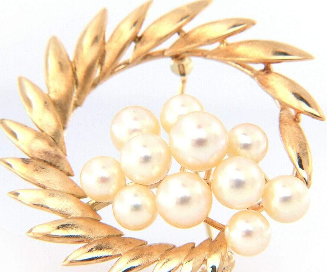 Round Cut Vintage Pearl Cluster Brooch in 14K Yellow Gold For Sale
