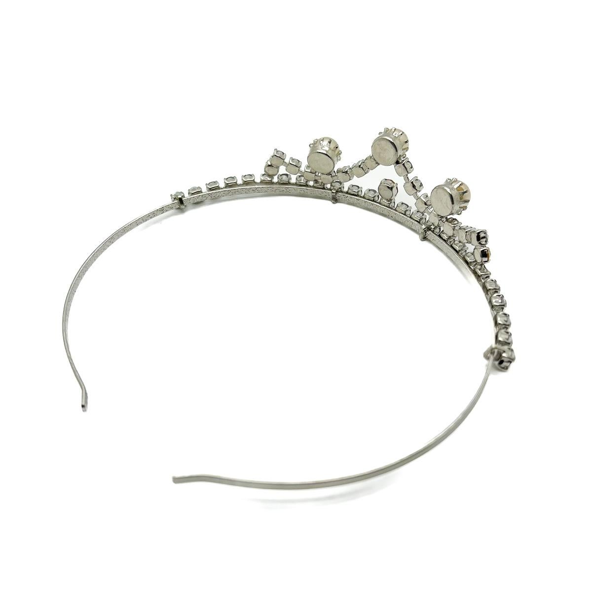 Vintage Pearl & Crystal Tiara 1980s In Good Condition For Sale In Wilmslow, GB