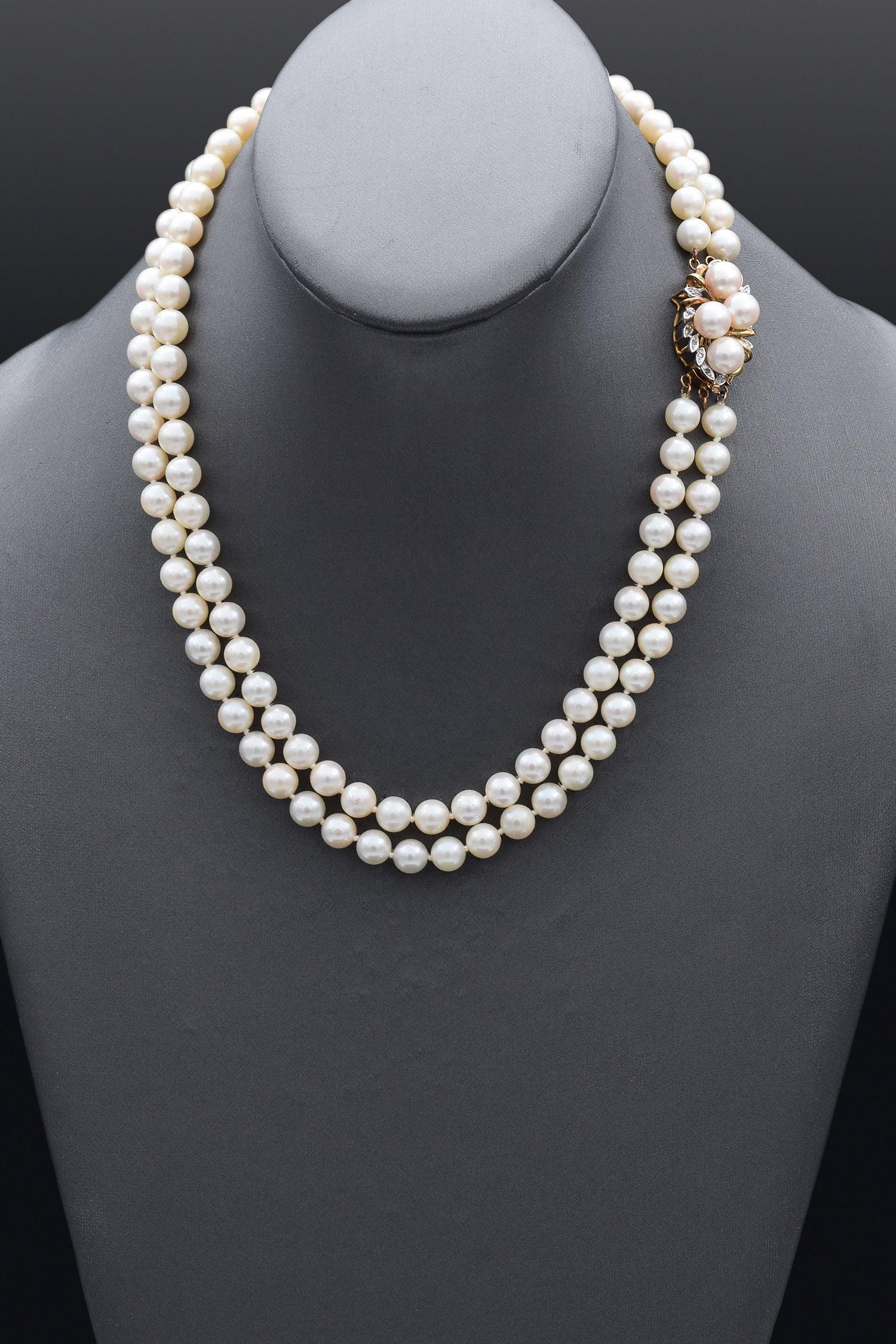 Collar vintage de dos vueltas con perlas y diamantes en oro amarillo de 14 quilates Cuenta en venta