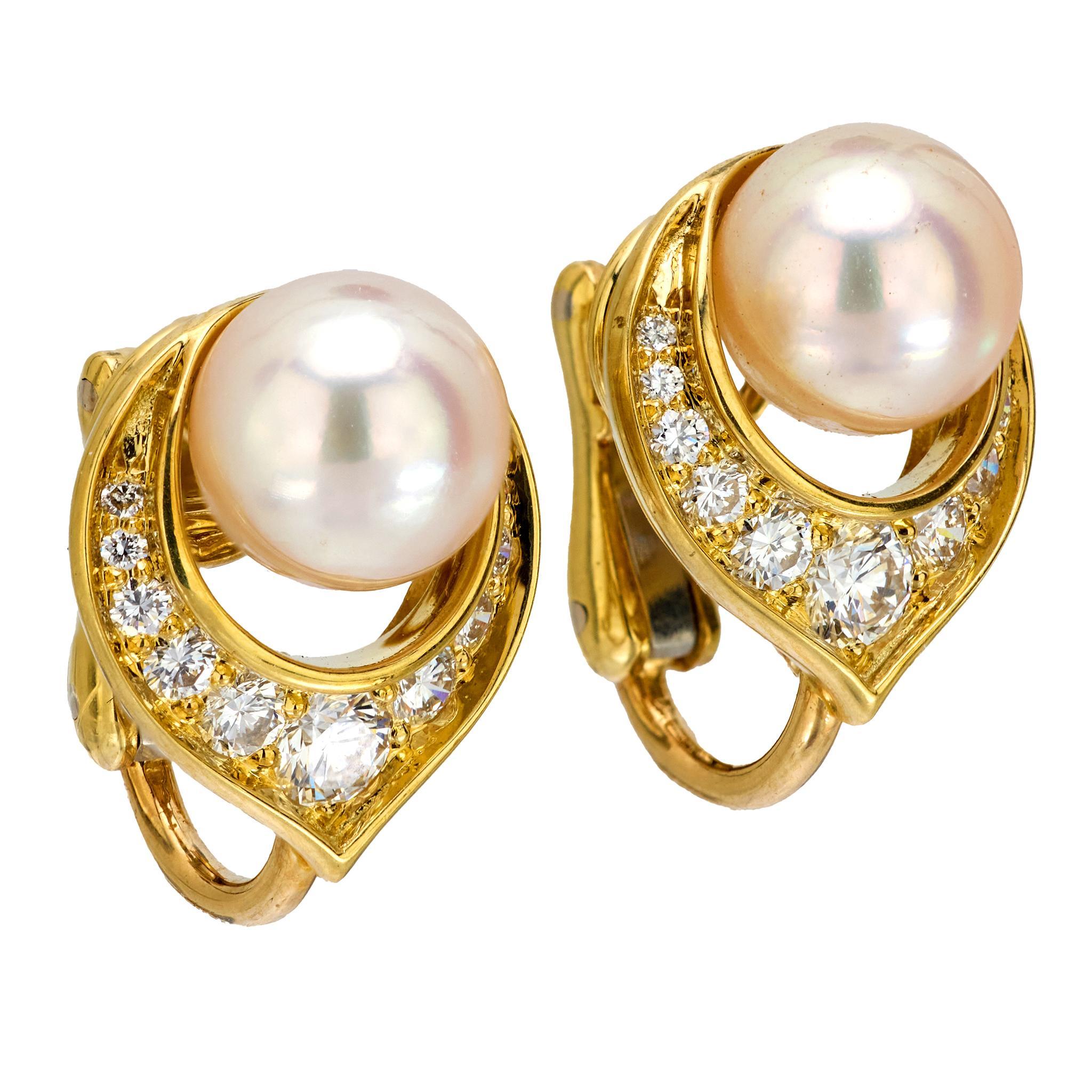 Modern Vintage pearl diamond 18k yellow gold clip-on earrings