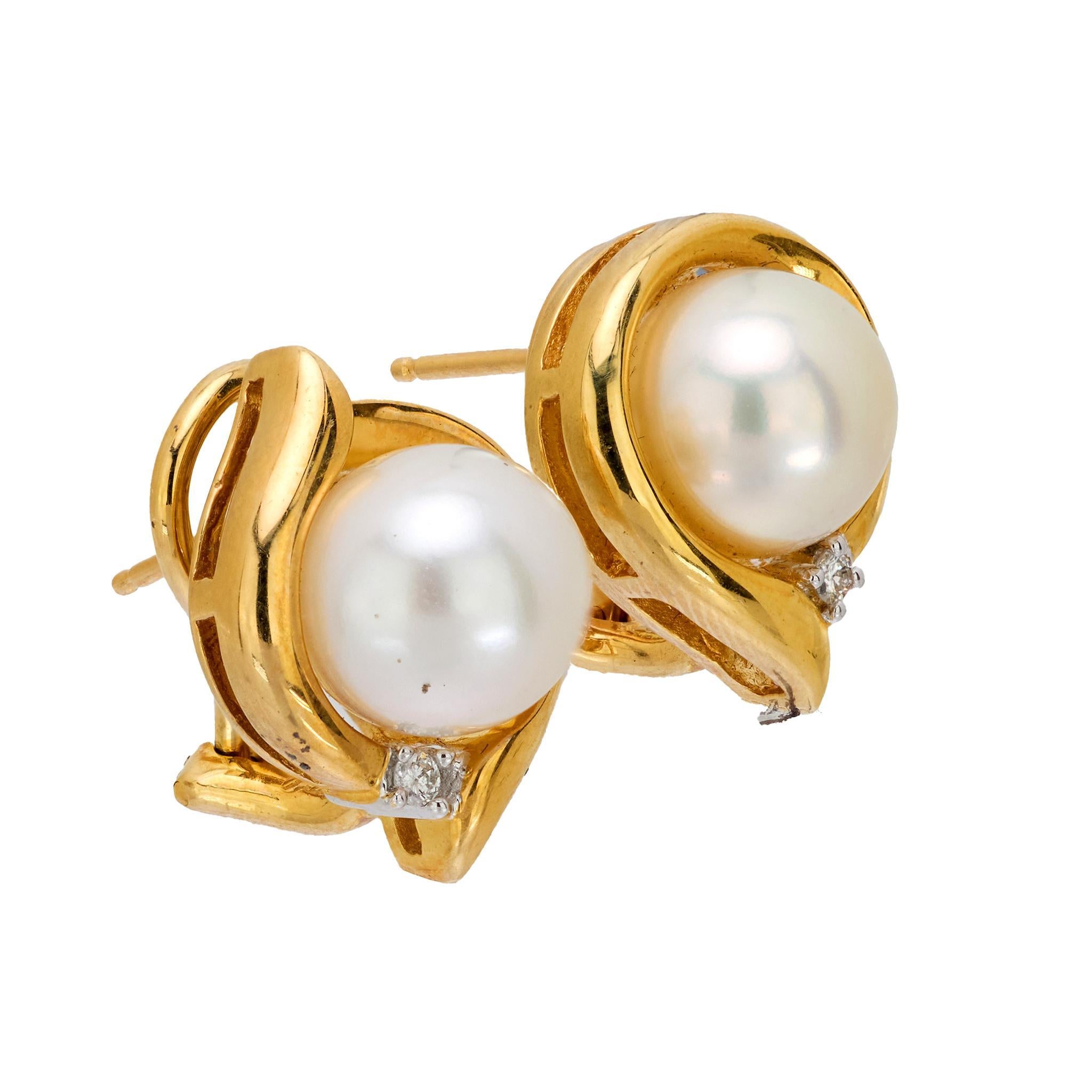 Modern Vintage pearl diamond 18k yellow gold earrings