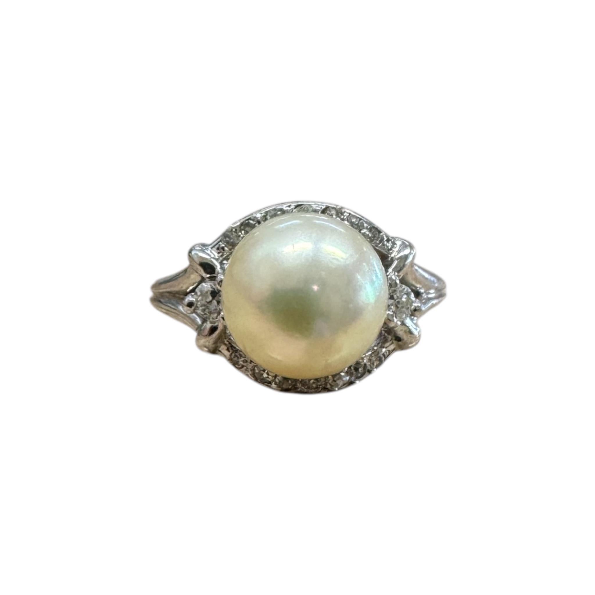 De las mujeres Anillo de cóctel vintage de perlas y diamantes en venta