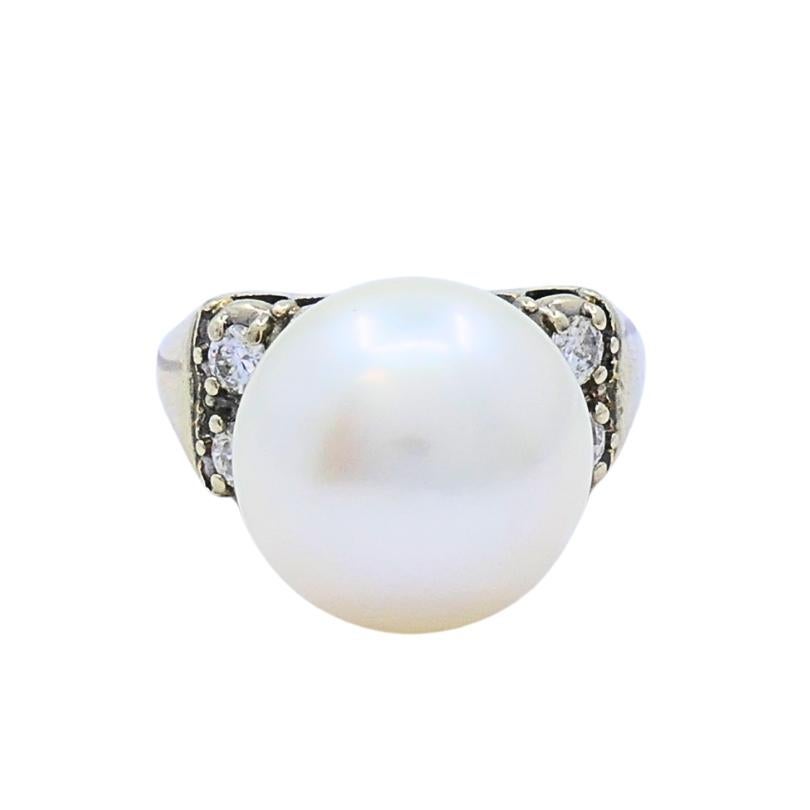 Anello vintage con perla e diamante in oro bianco 14k in vendita 2