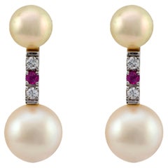 Pendientes vintage de barra de oro blanco y amarillo de 18k con perla, diamante y rubí