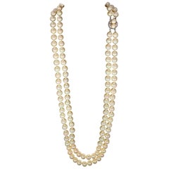 Vieux collier à double rang de perles avec fermoir en argent sterling et perle