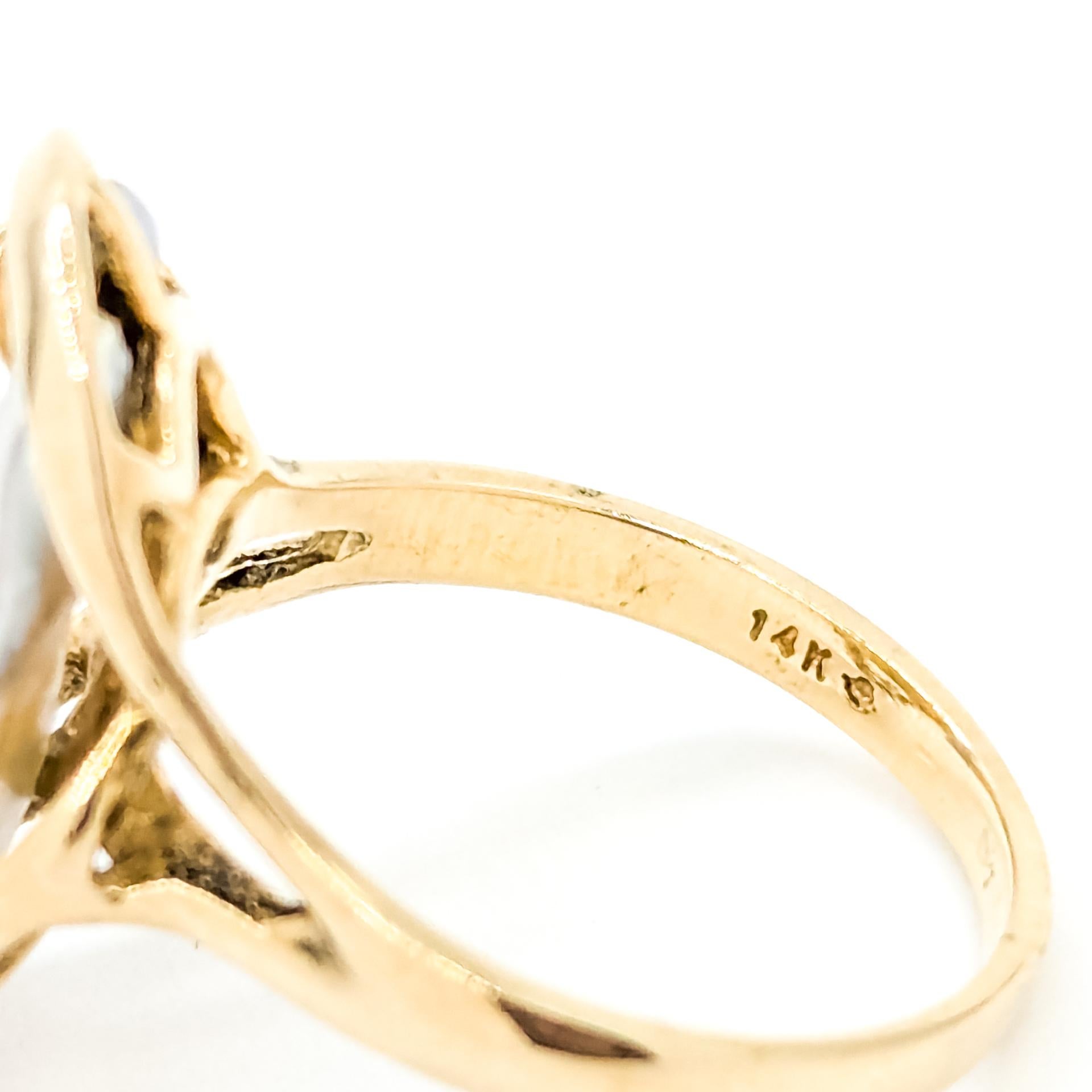 Vintage Pearl Freeform Ring in 14k Yellow Gold For Sale 4