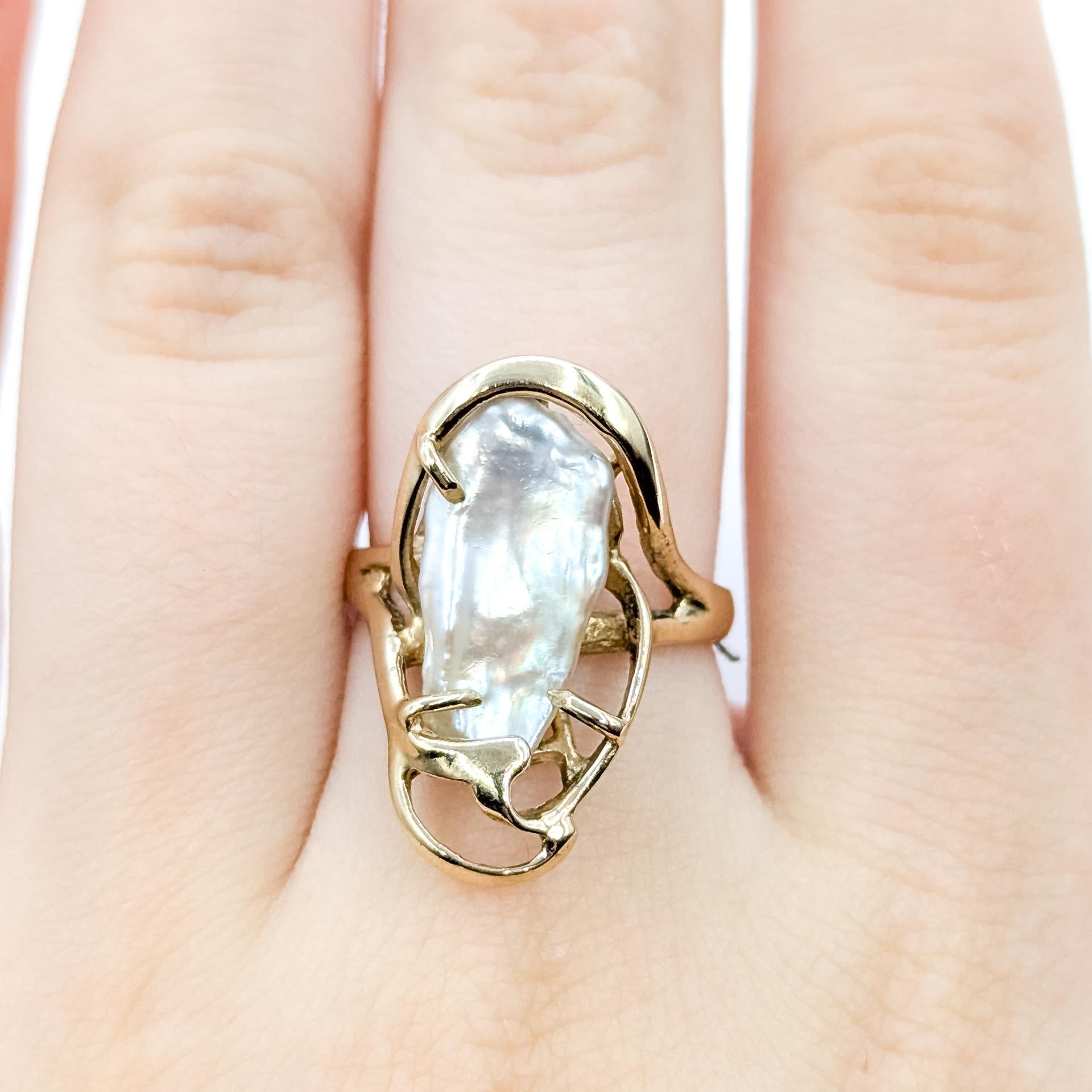 Women's Vintage Pearl Freeform Ring in 14k Yellow Gold For Sale